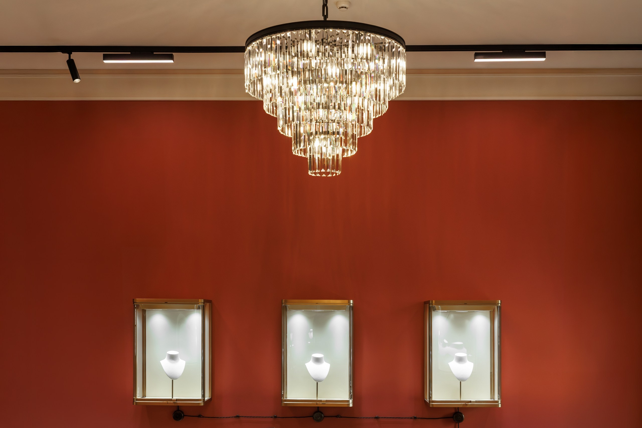 Ювелирный бутик Feliksov Diamond. Night2Day Санкт-Петербург