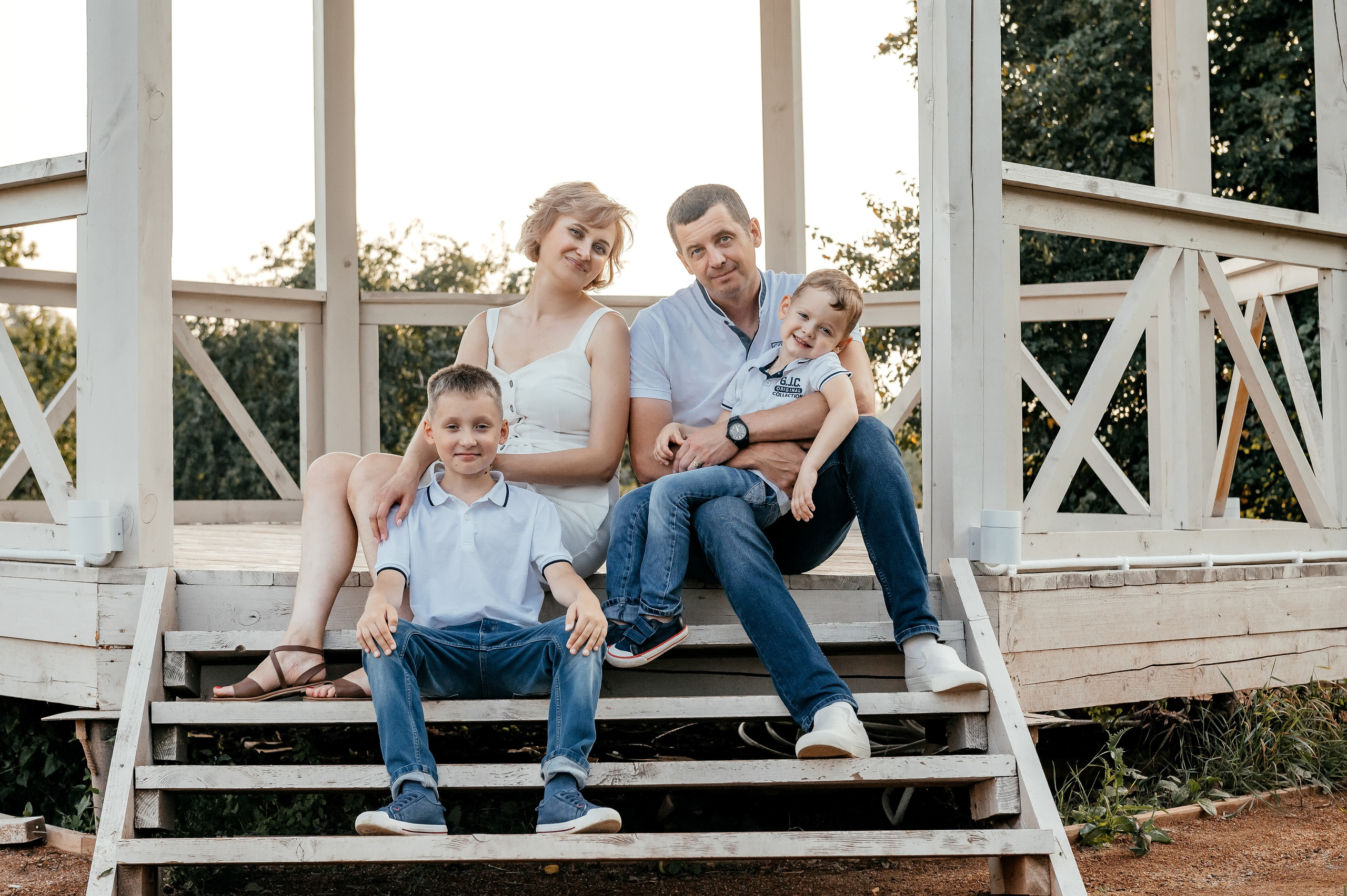 Елена и семья в Гребнево. Свадебный и семейный фотограф Виктория Носачёва. Щелково, Москва и МО