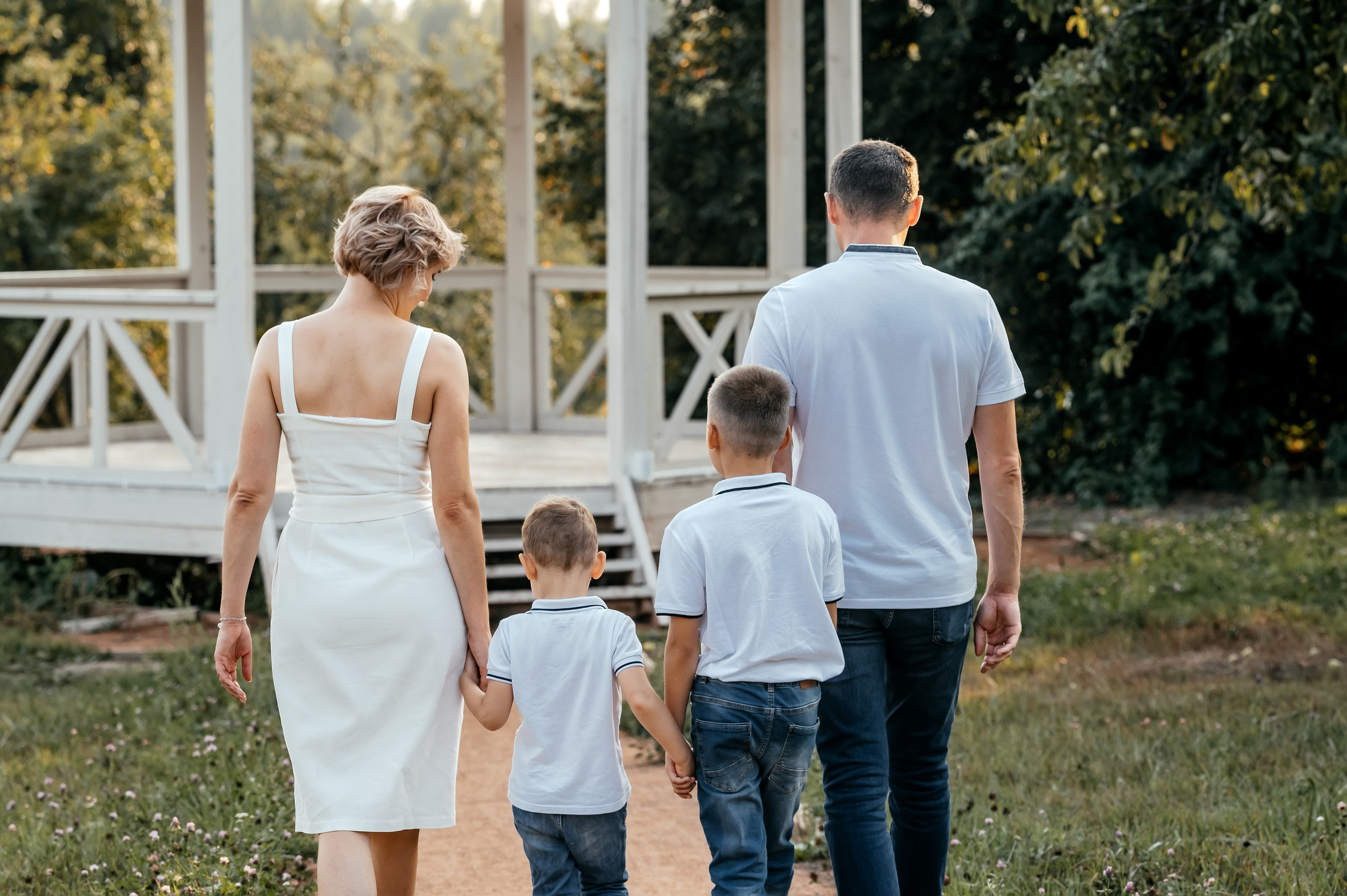 Елена и семья в Гребнево. Свадебный и семейный фотограф Виктория Носачёва. Щелково, Москва и МО