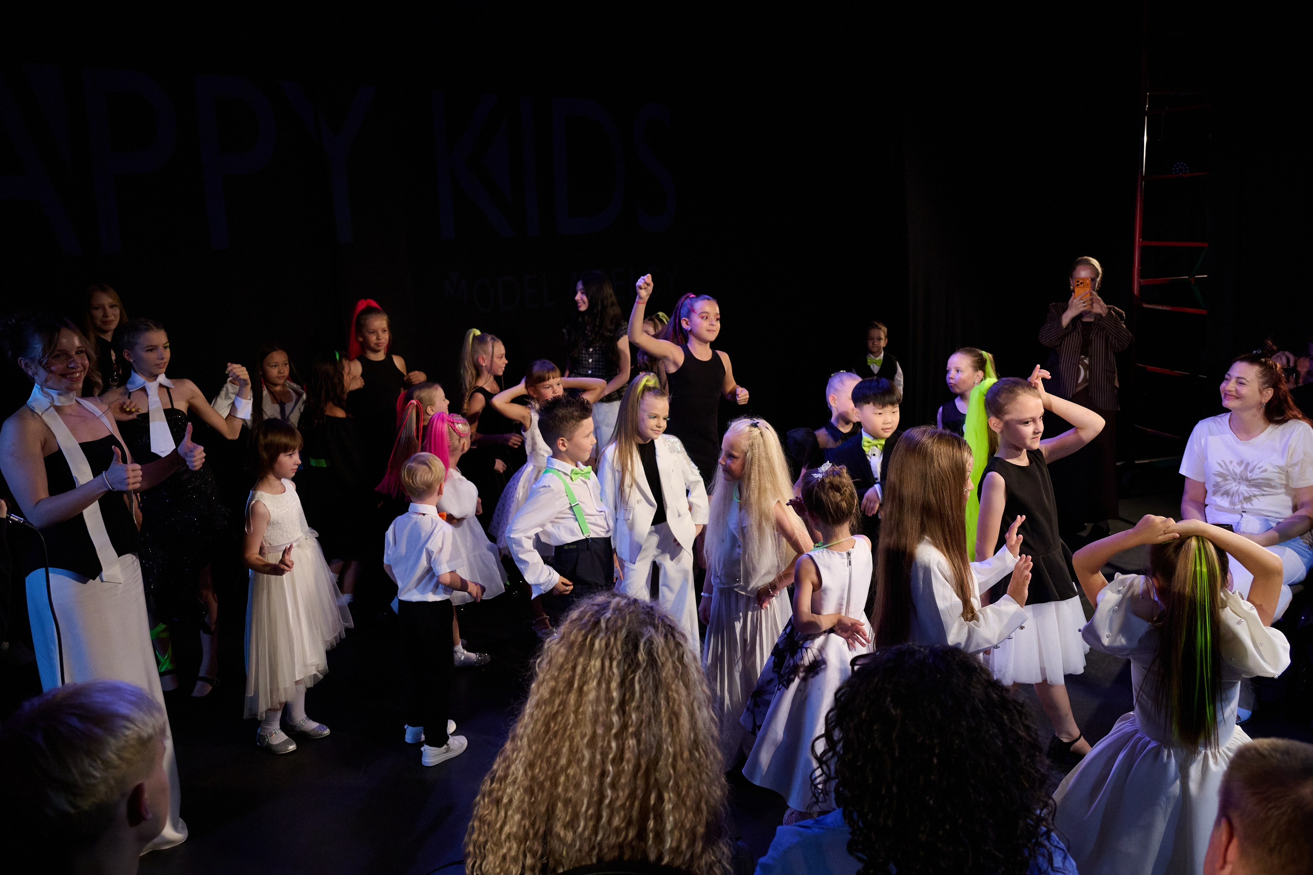 Выпускной модельной школы Happy Kids. Портретный фотограф Санкт-Петербург Владимир Веселов