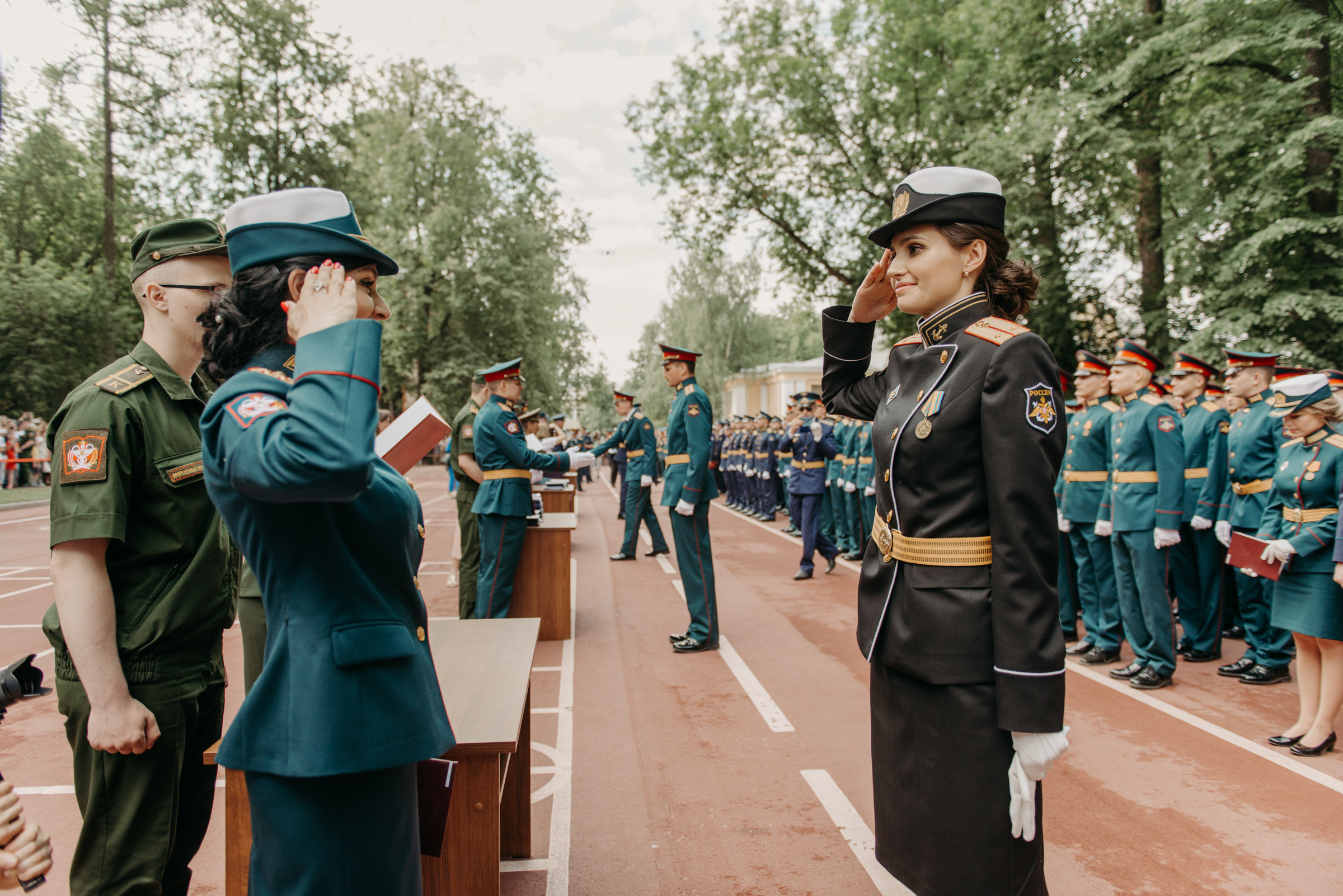 Фотограф на выпускной в Военно Медицинской Академии. Свадебный фотограф в Санкт-Петербурге Венера Ахметова