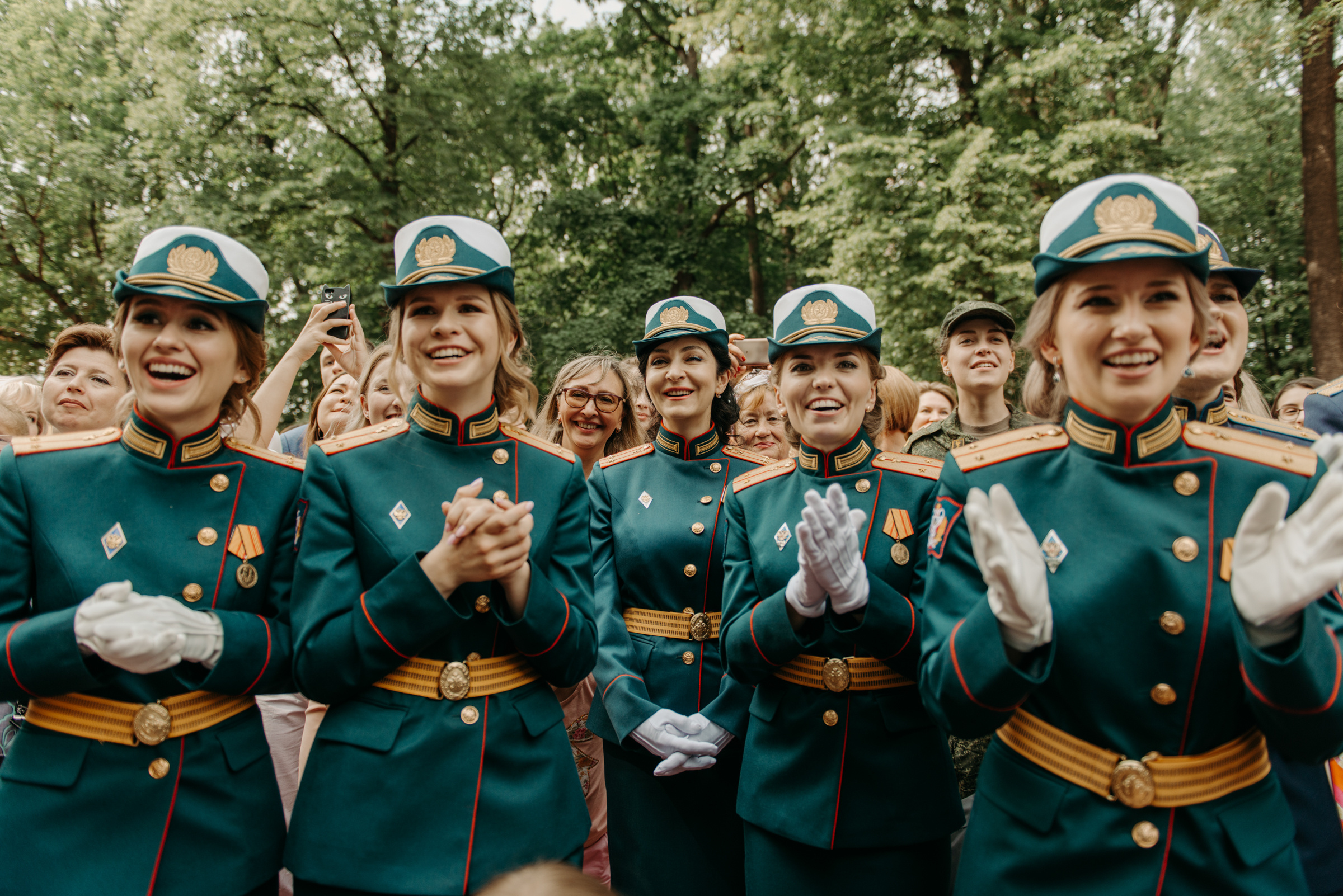 Фотограф на выпускной в Военно Медицинской Академии. Свадебный фотограф в Санкт-Петербурге Венера Ахметова