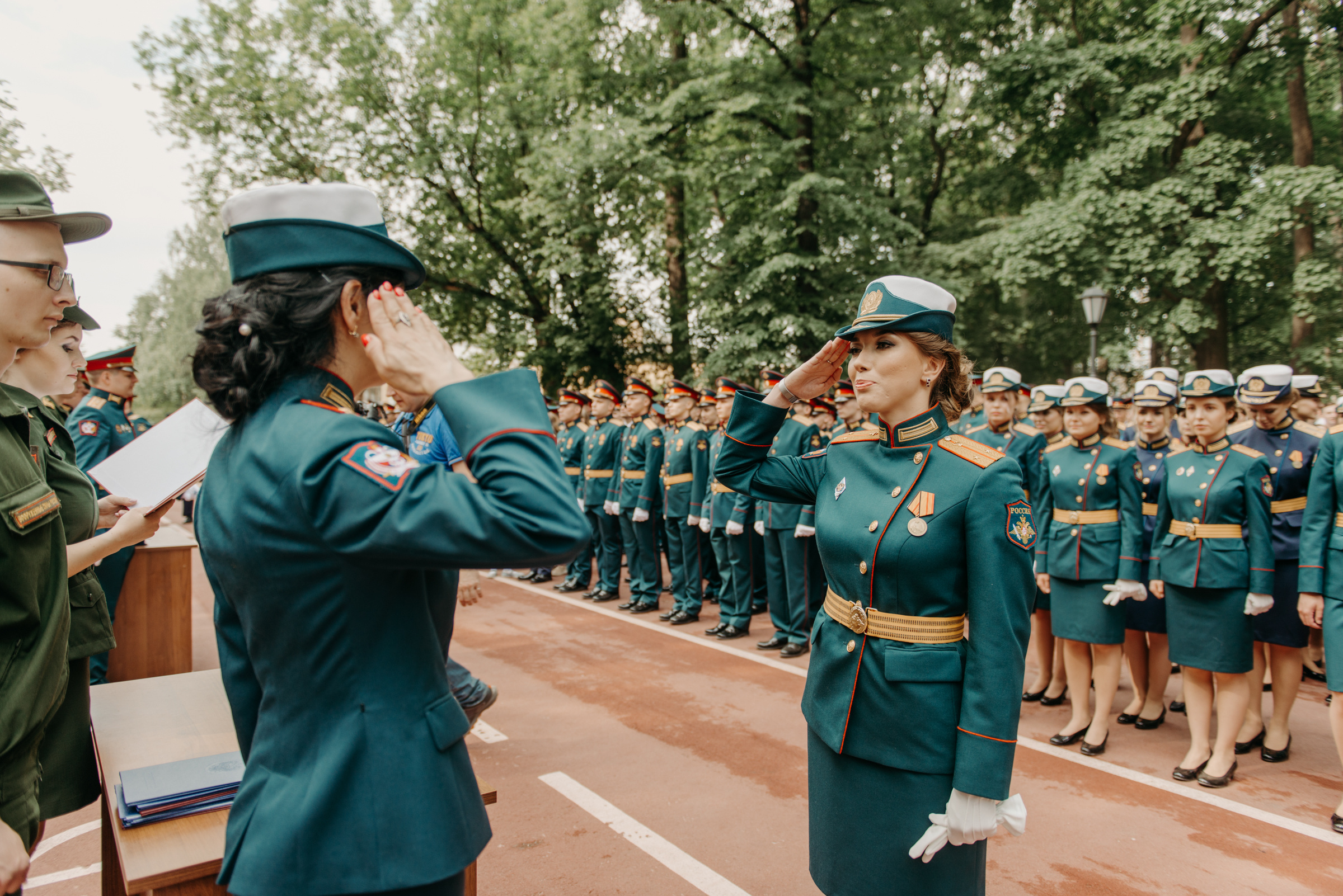 Фотограф на выпускной в Военно Медицинской Академии. Свадебный фотограф в Санкт-Петербурге Венера Ахметова