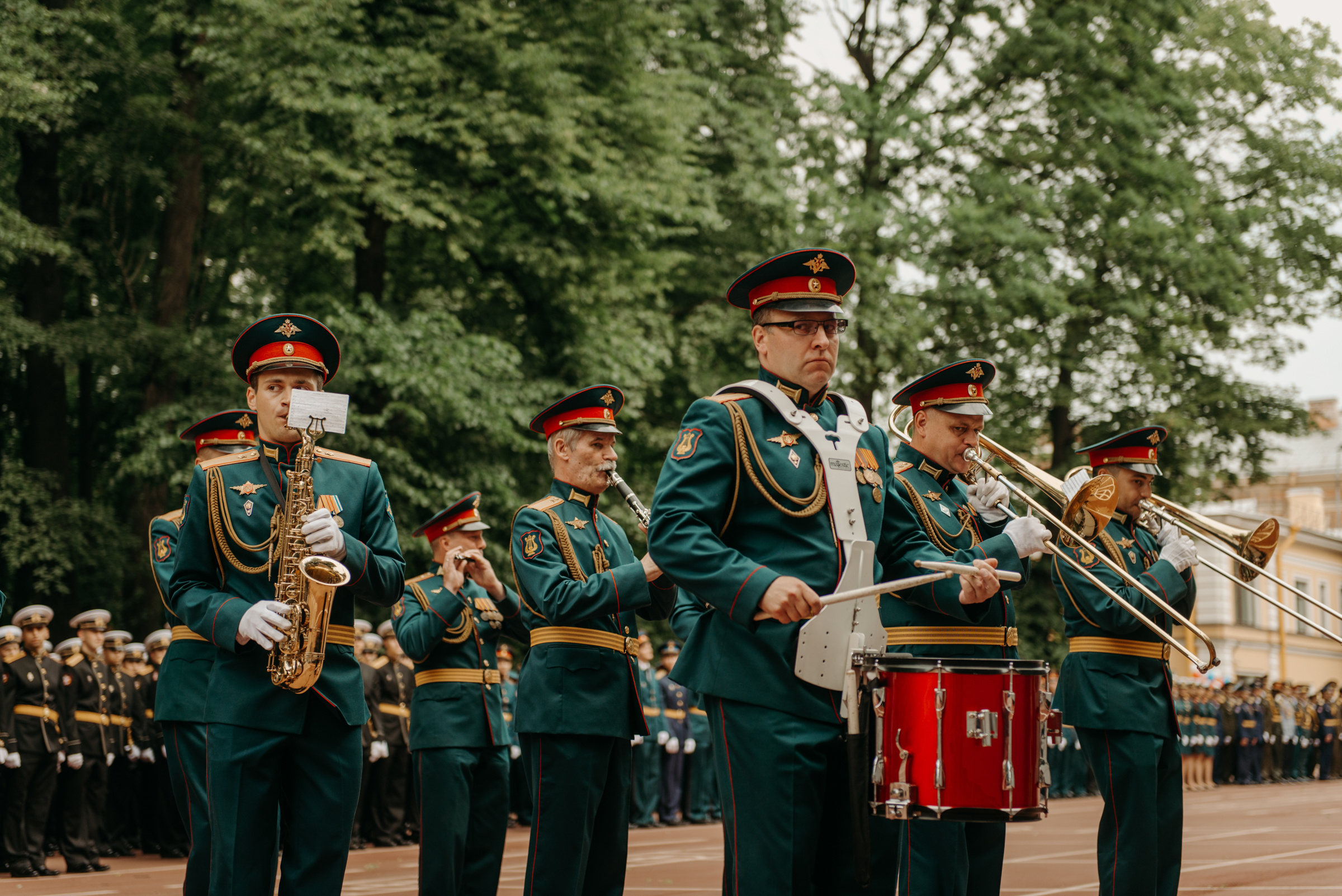 Фотограф на выпускной в Военно Медицинской Академии. Свадебный фотограф в Санкт-Петербурге Венера Ахметова