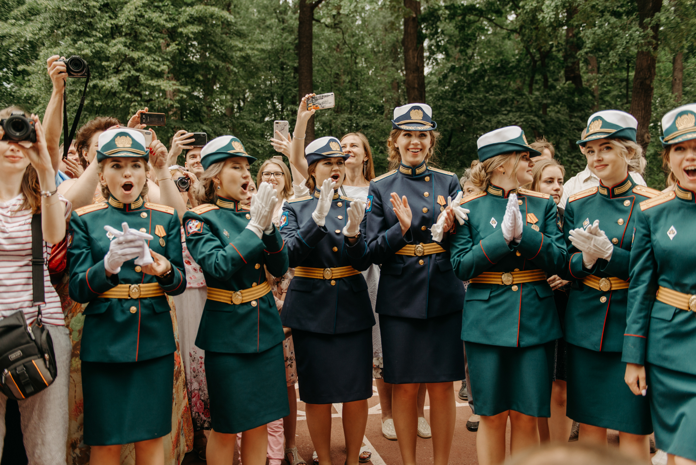 Фотограф на выпускной в Военно Медицинской Академии. Свадебный фотограф в Санкт-Петербурге Венера Ахметова