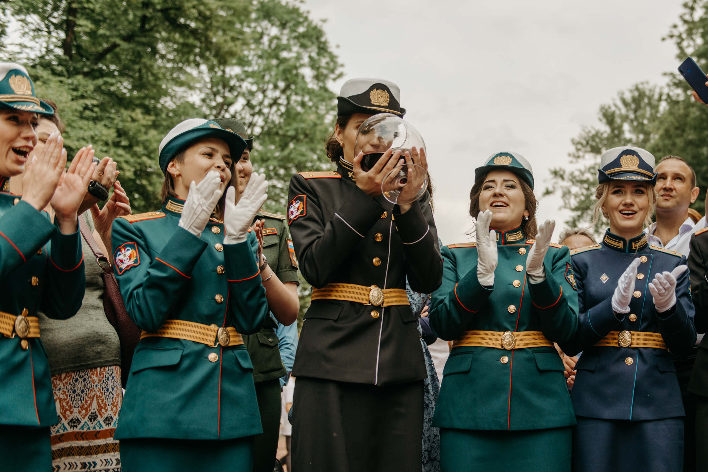 Фотограф на выпускной в Военно Медицинской Академии. Свадебный фотограф в Санкт-Петербурге Венера Ахметова