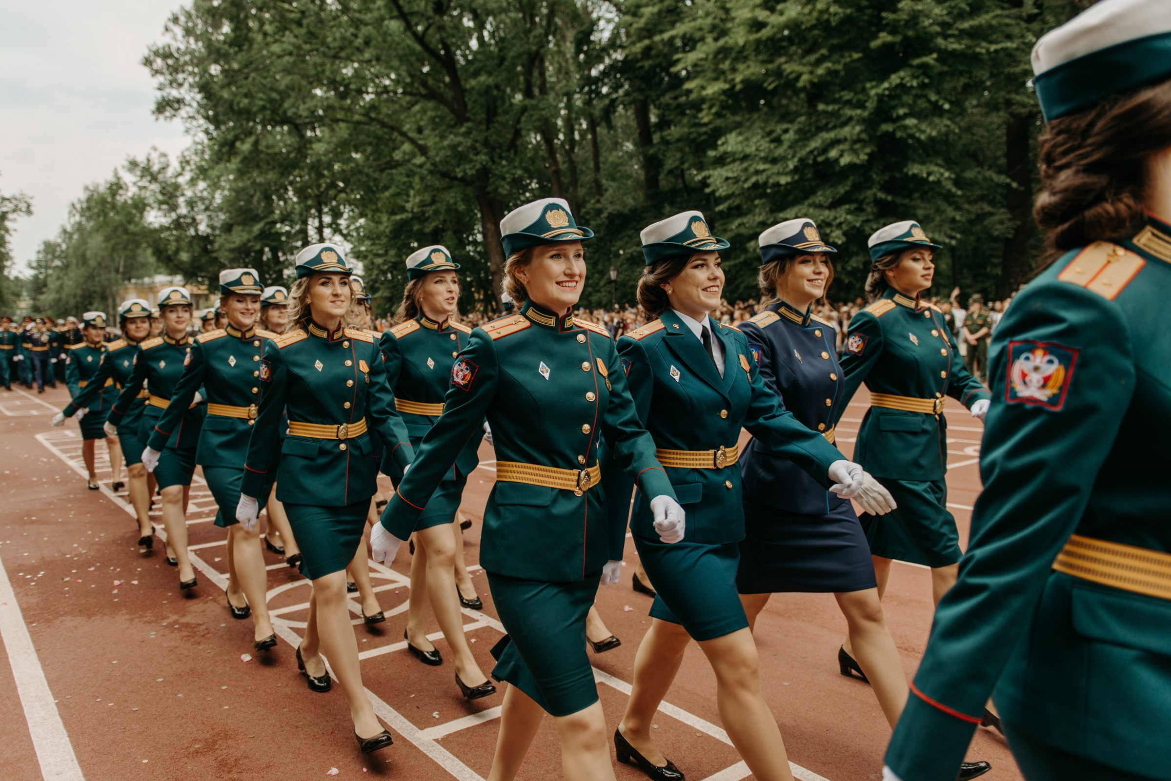 Фотограф на выпускной в Военно Медицинской Академии. Свадебный фотограф в Санкт-Петербурге Венера Ахметова