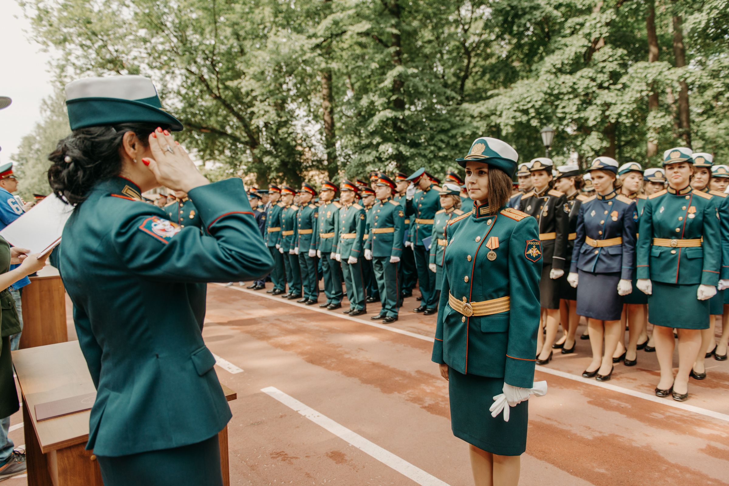 Фотограф на выпускной в Военно Медицинской Академии. Свадебный фотограф в Санкт-Петербурге Венера Ахметова