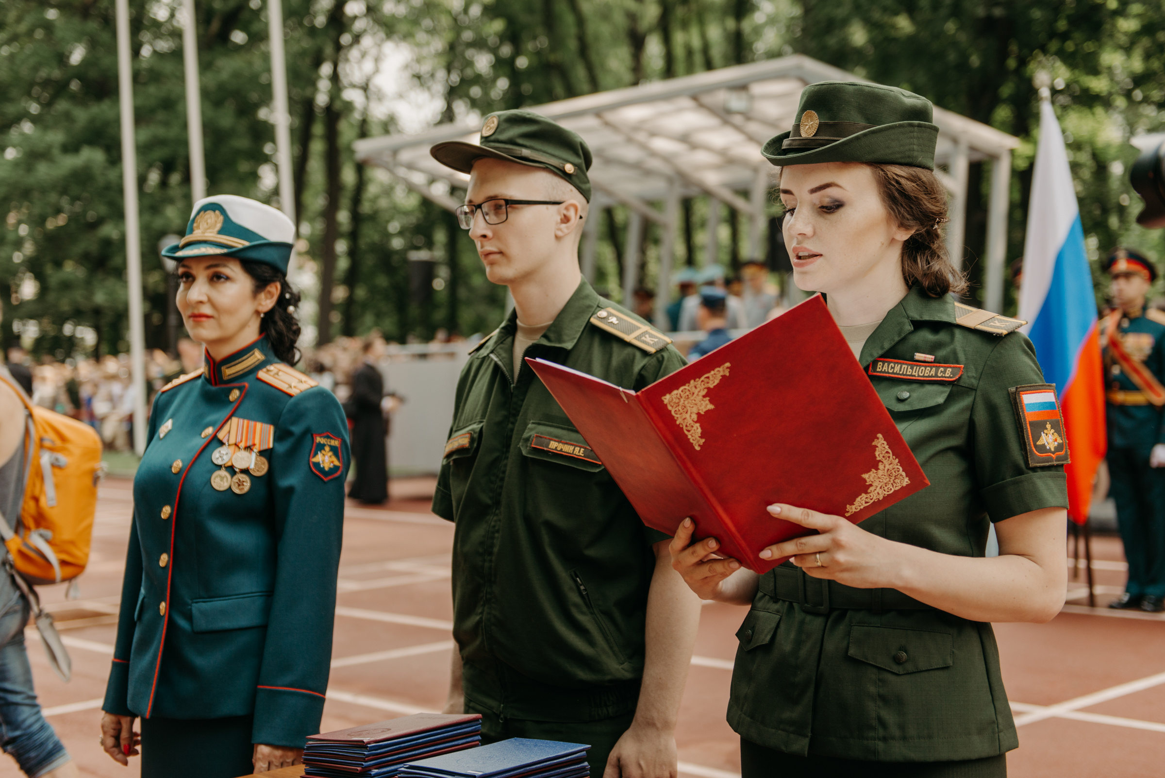 Фотограф на выпускной в Военно Медицинской Академии. Свадебный фотограф в Санкт-Петербурге Венера Ахметова