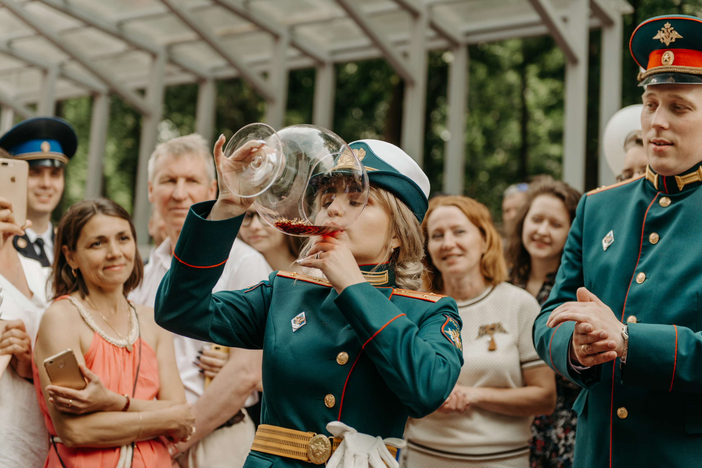Фотограф на выпускной в Военно Медицинской Академии. Свадебный фотограф в Санкт-Петербурге Венера Ахметова