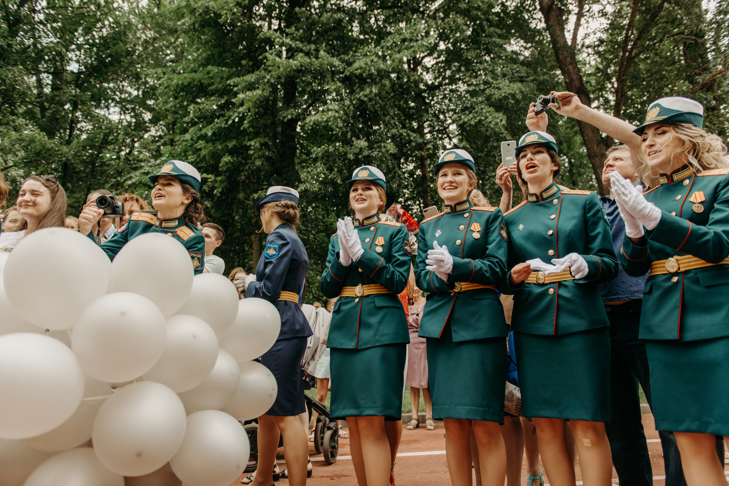 Фотограф на выпускной в Военно Медицинской Академии. Свадебный фотограф в Санкт-Петербурге Венера Ахметова