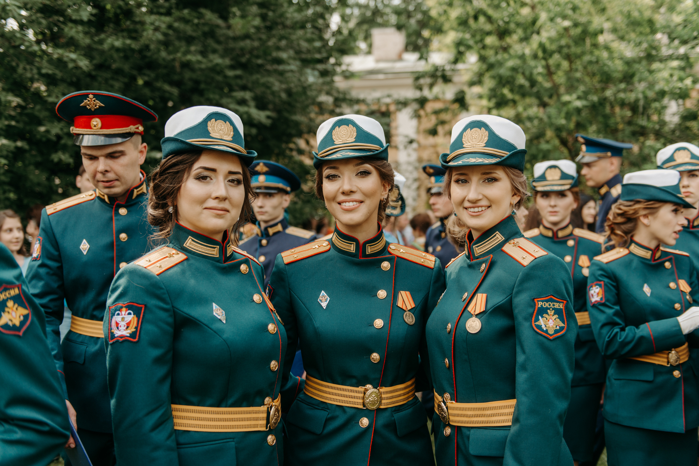 Фотограф на выпускной в Военно Медицинской Академии. Свадебный фотограф в Санкт-Петербурге Венера Ахметова