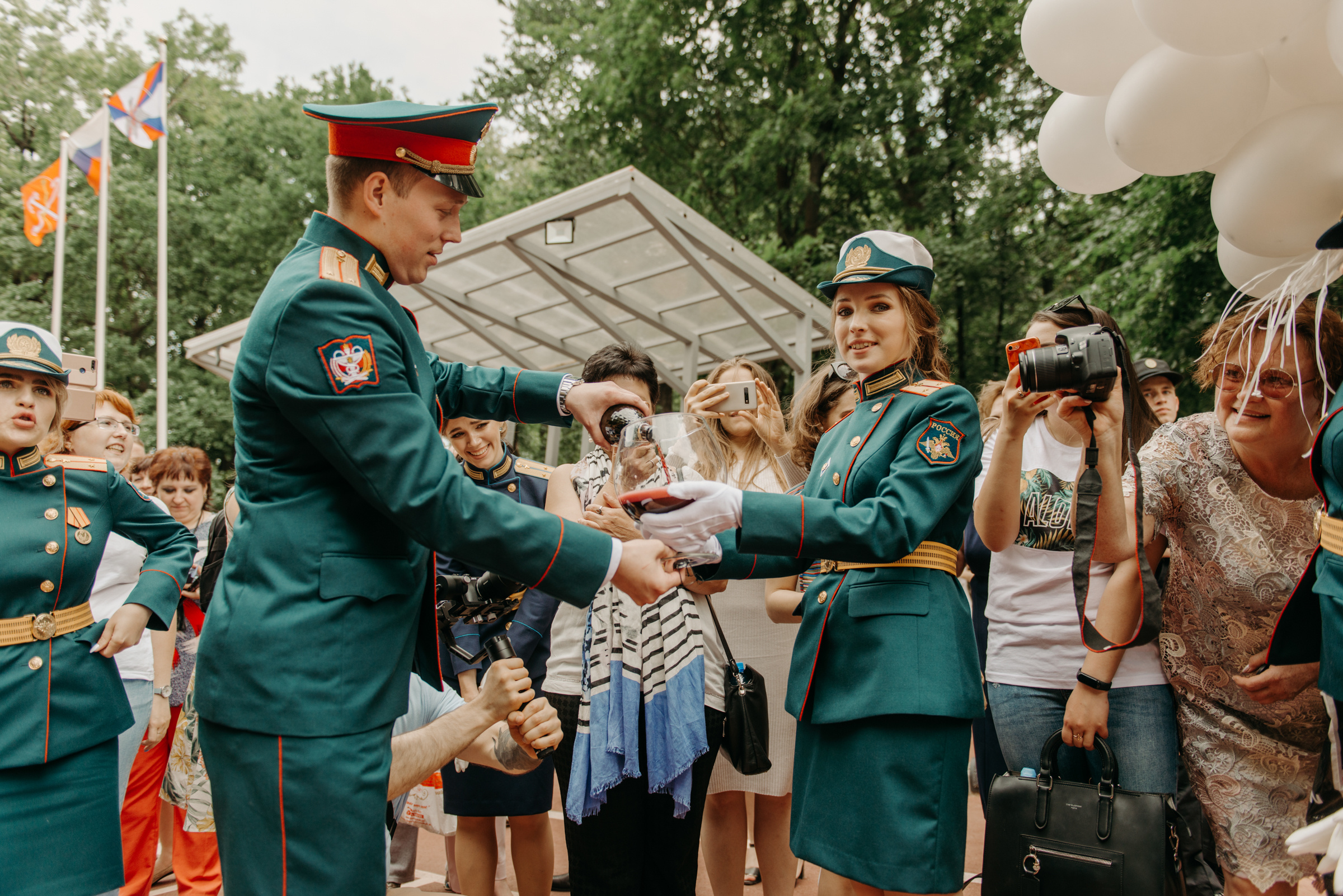 Фотограф на выпускной в Военно Медицинской Академии. Свадебный фотограф в Санкт-Петербурге Венера Ахметова