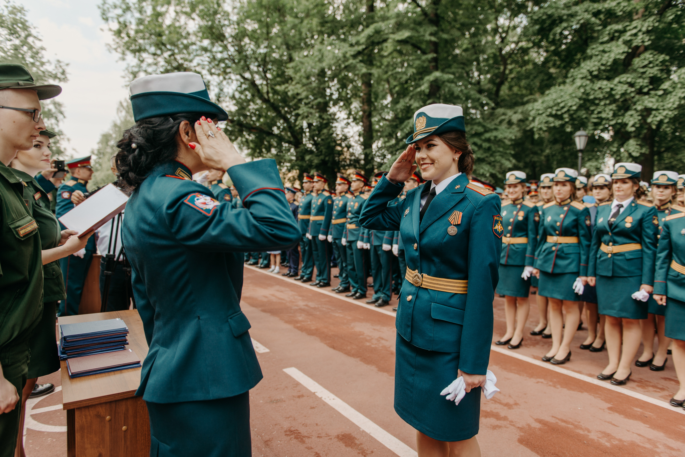 Фотограф на выпускной в Военно Медицинской Академии. Свадебный фотограф в Санкт-Петербурге Венера Ахметова