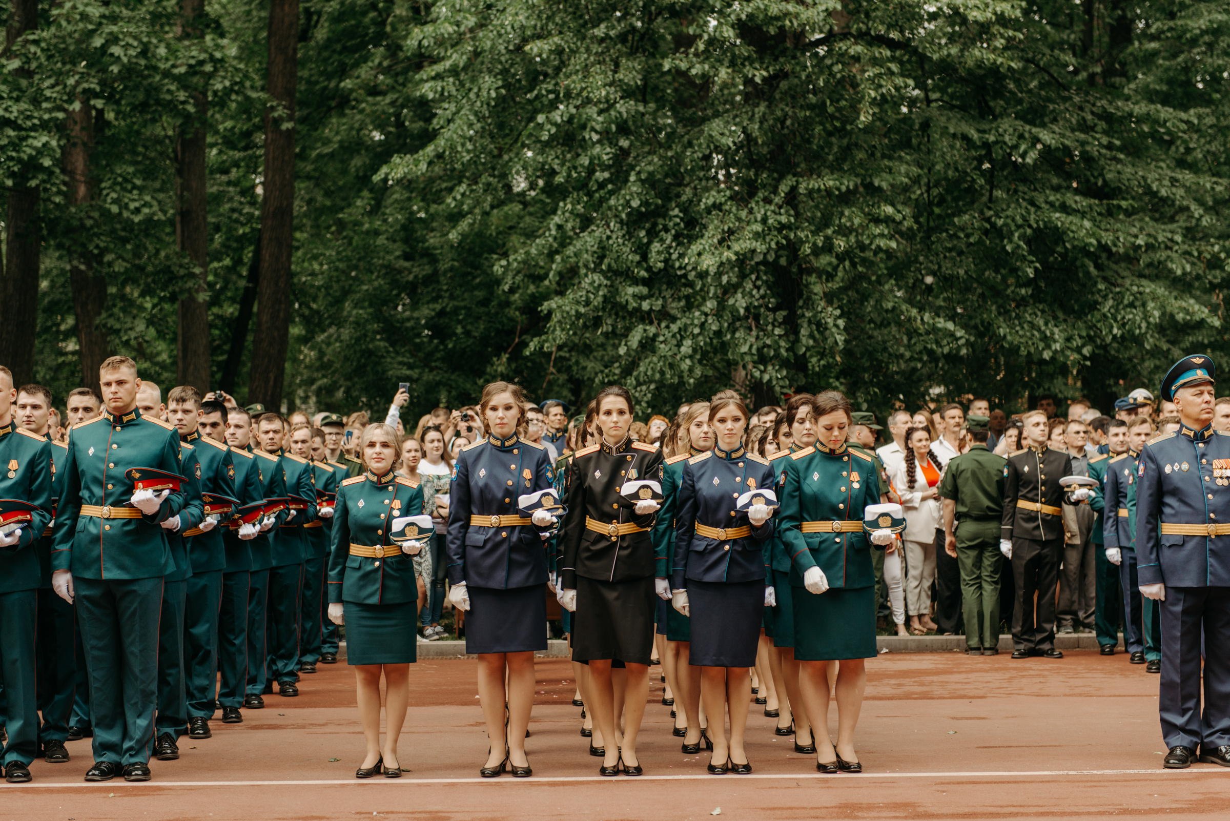 Фотограф на выпускной в Военно Медицинской Академии. Свадебный фотограф в Санкт-Петербурге Венера Ахметова