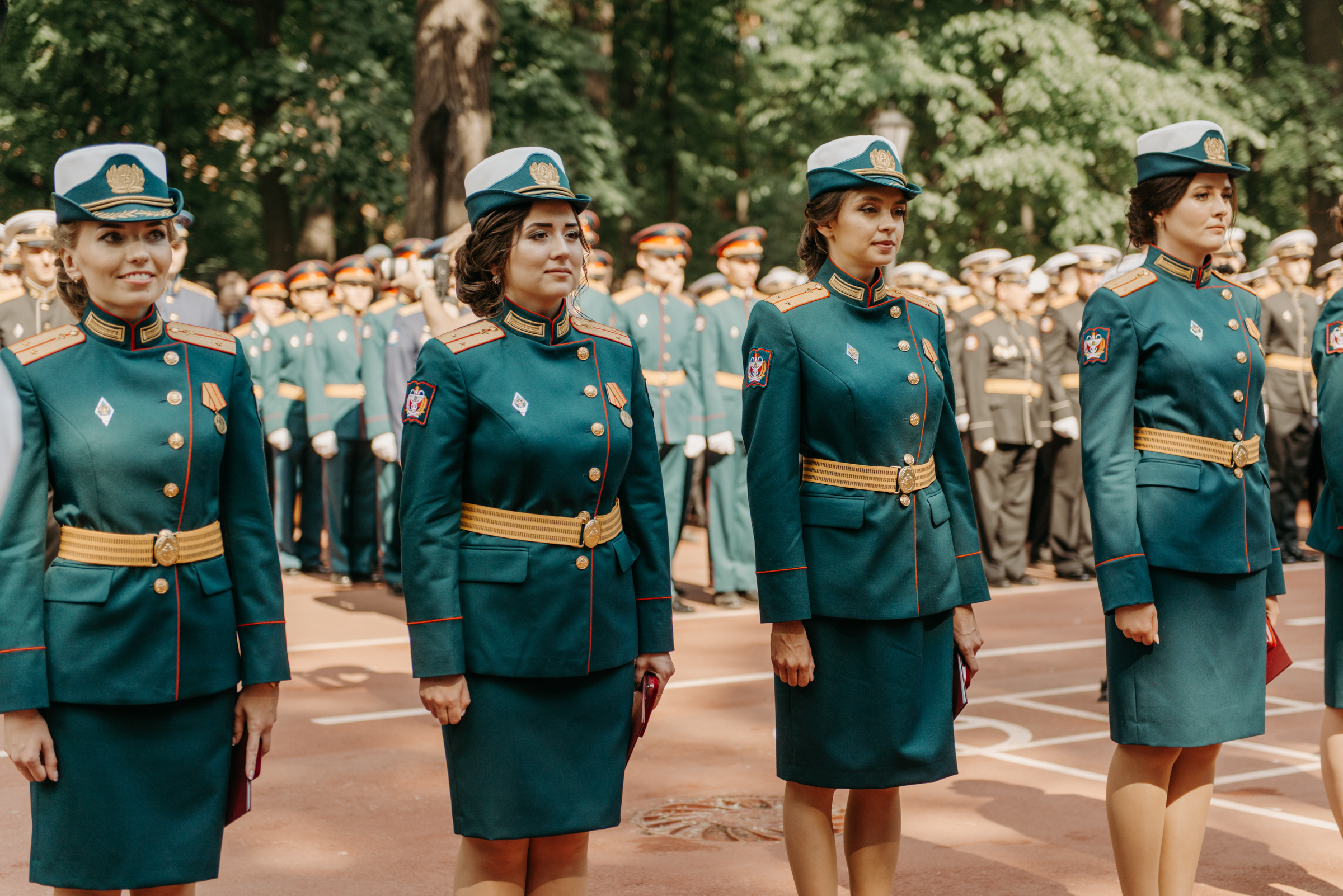 Фотограф на выпускной в Военно Медицинской Академии. Свадебный фотограф в Санкт-Петербурге Венера Ахметова