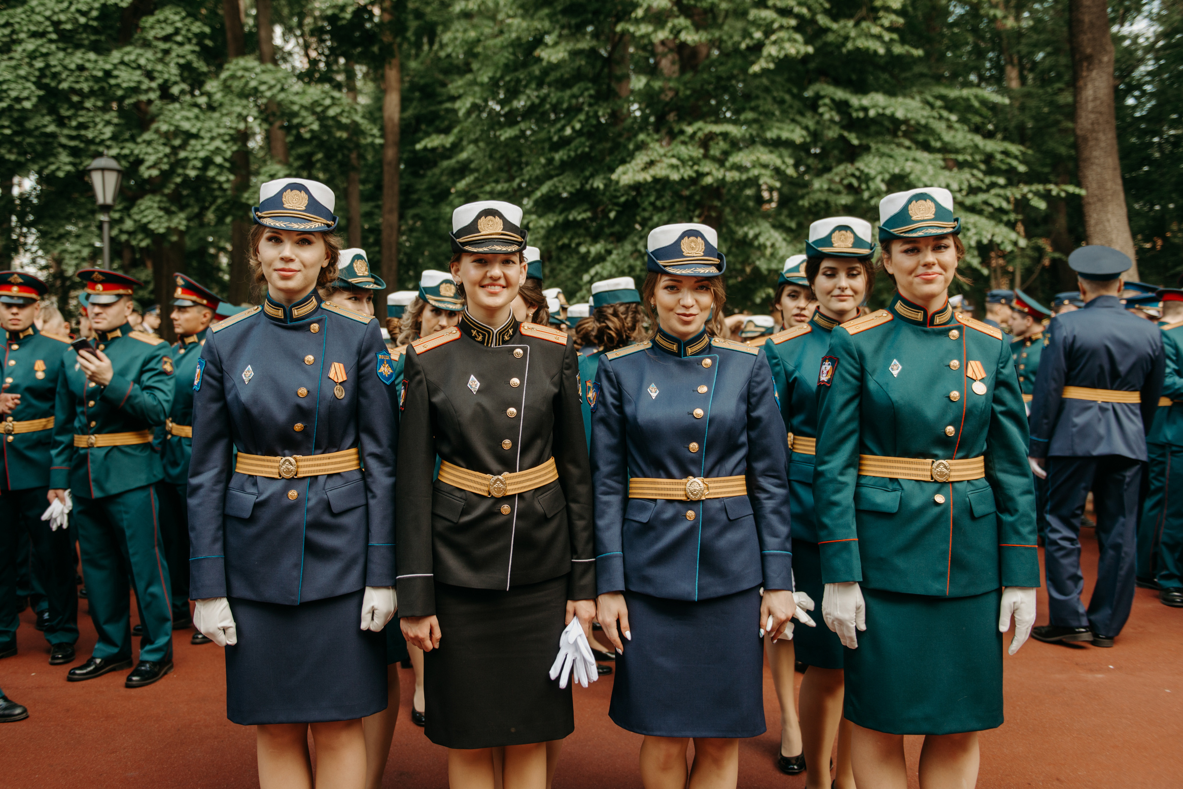 Фотограф на выпускной в Военно Медицинской Академии. Свадебный фотограф в Санкт-Петербурге Венера Ахметова