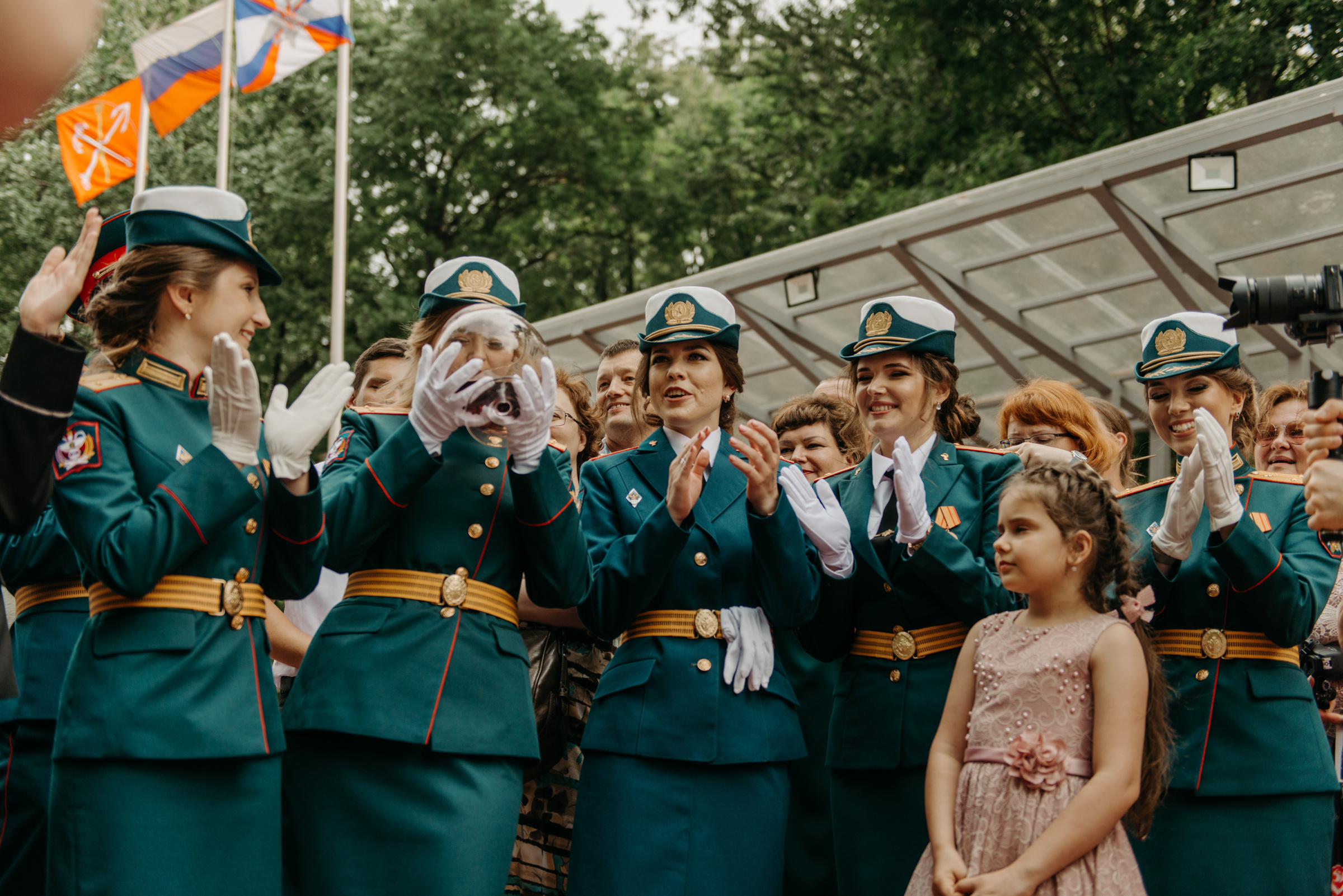 Фотограф на выпускной в Военно Медицинской Академии. Свадебный фотограф в Санкт-Петербурге Венера Ахметова