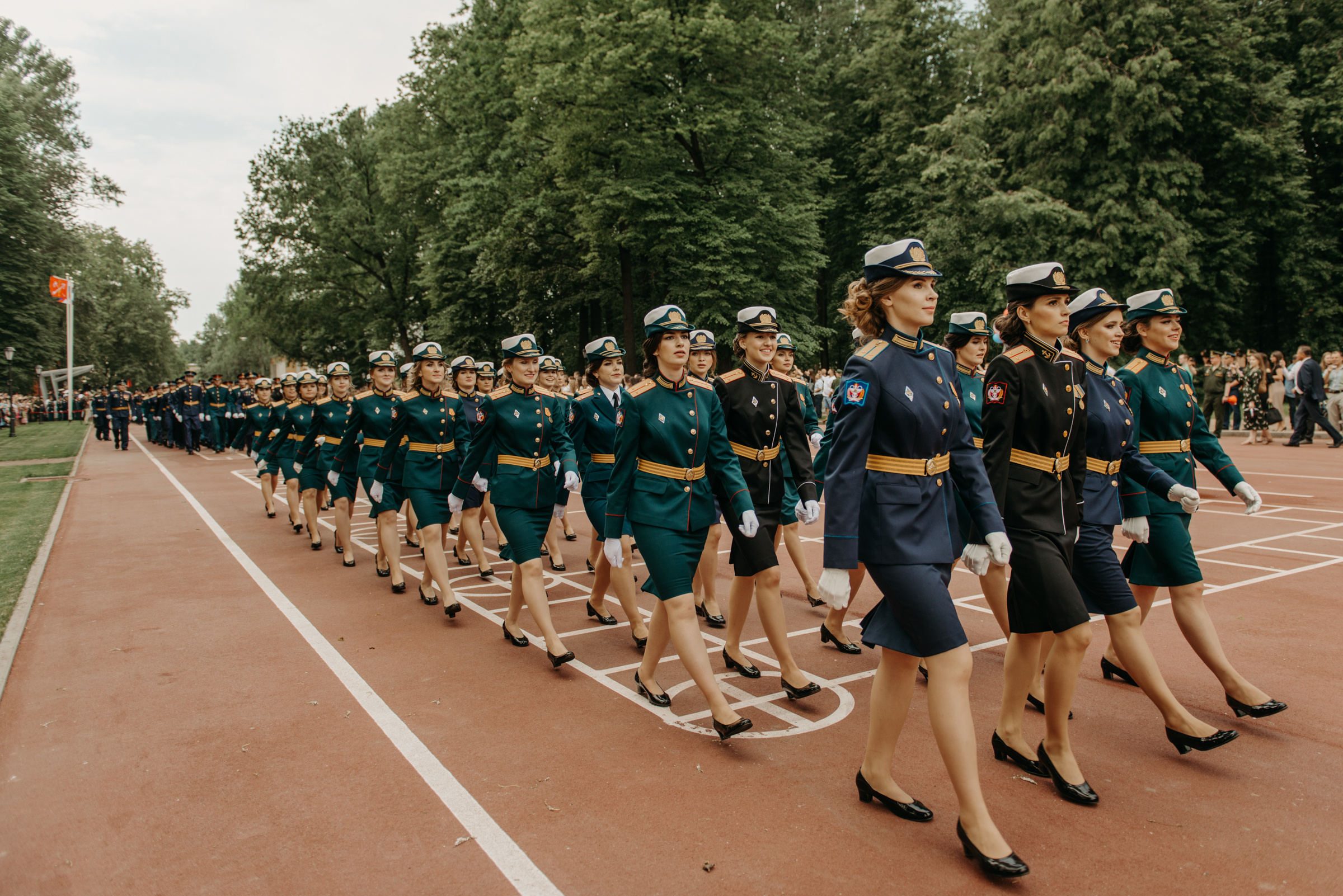 Фотограф на выпускной в Военно Медицинской Академии. Свадебный фотограф в Санкт-Петербурге Венера Ахметова
