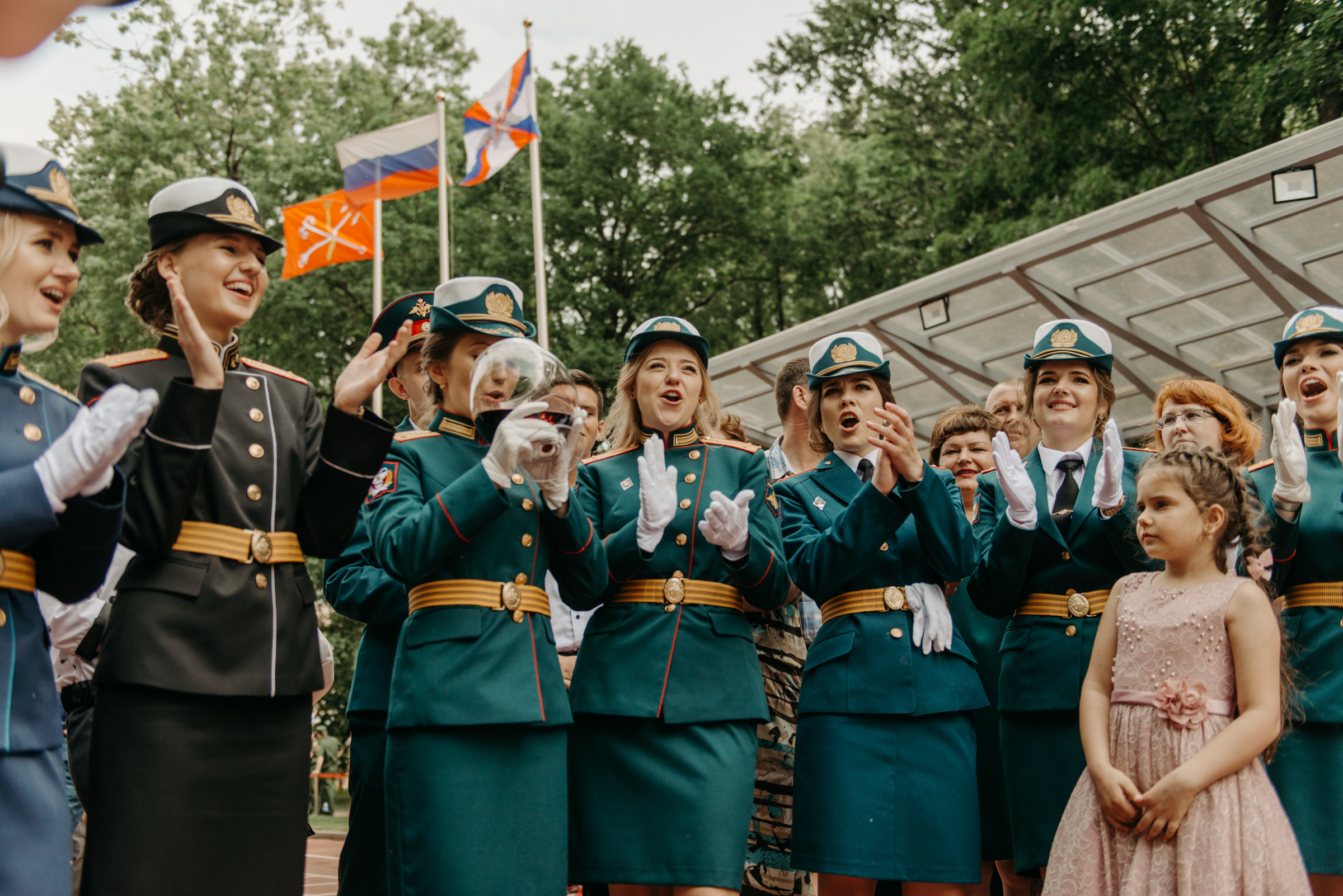 Фотограф на выпускной в Военно Медицинской Академии. Свадебный фотограф в Санкт-Петербурге Венера Ахметова
