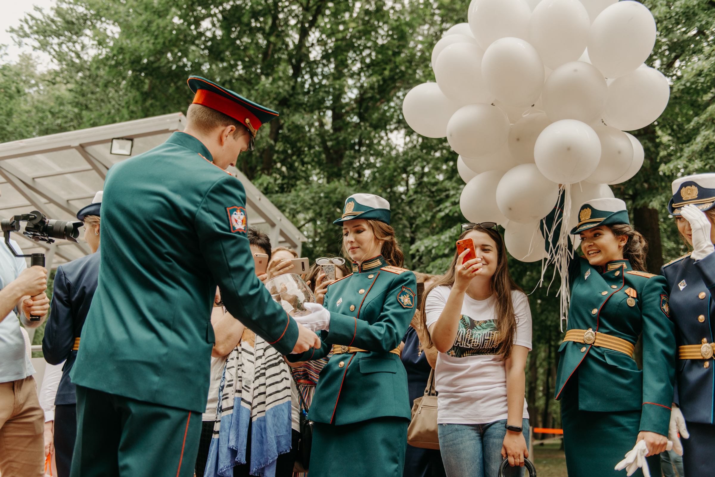 Фотограф на выпускной в Военно Медицинской Академии. Свадебный фотограф в Санкт-Петербурге Венера Ахметова