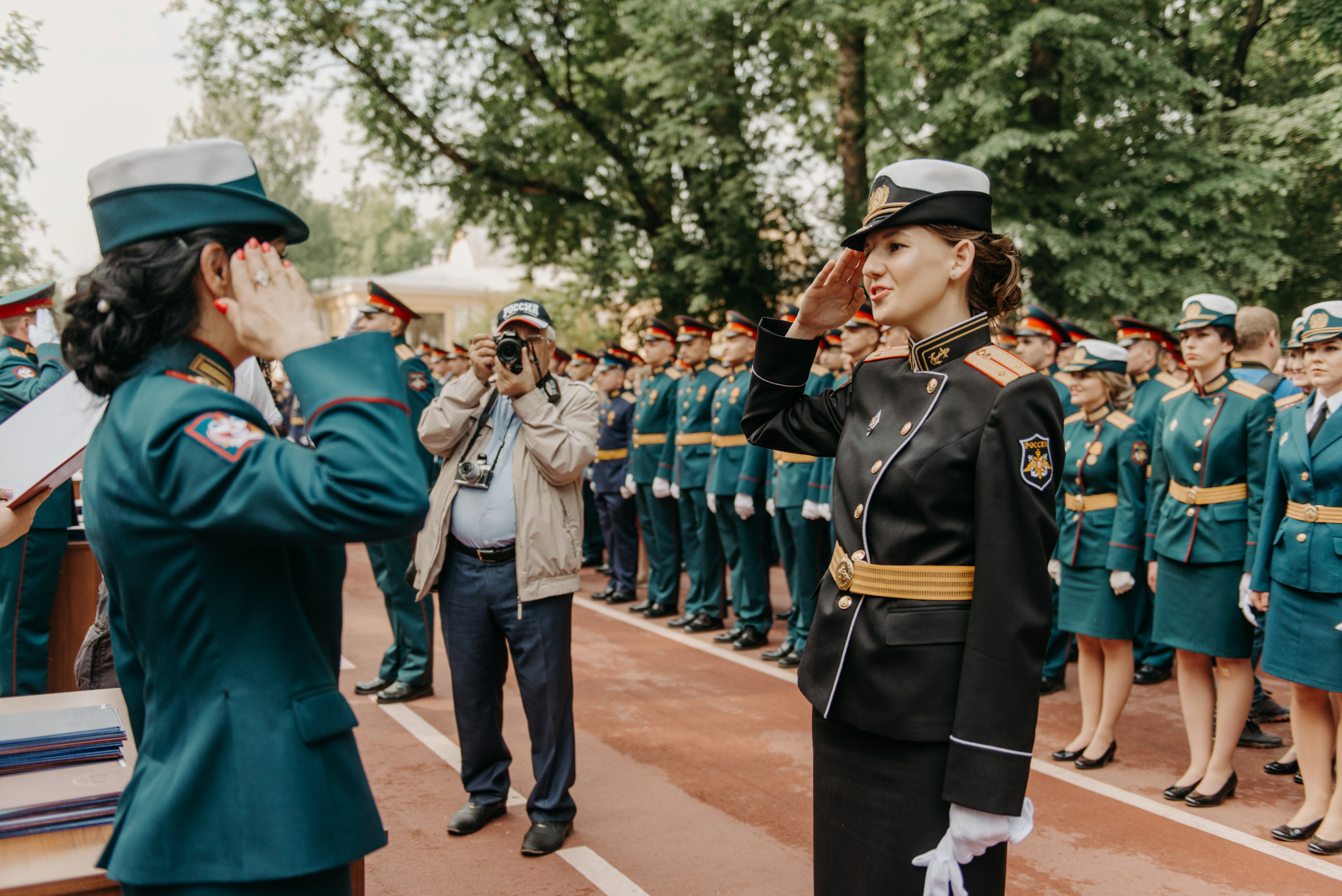 Фотограф на выпускной в Военно Медицинской Академии. Свадебный фотограф в Санкт-Петербурге Венера Ахметова