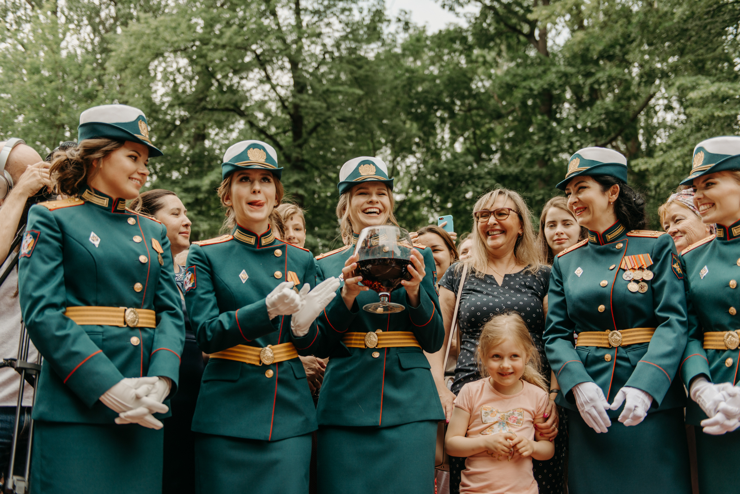 Фотограф на выпускной в Военно Медицинской Академии. Свадебный фотограф в Санкт-Петербурге Венера Ахметова