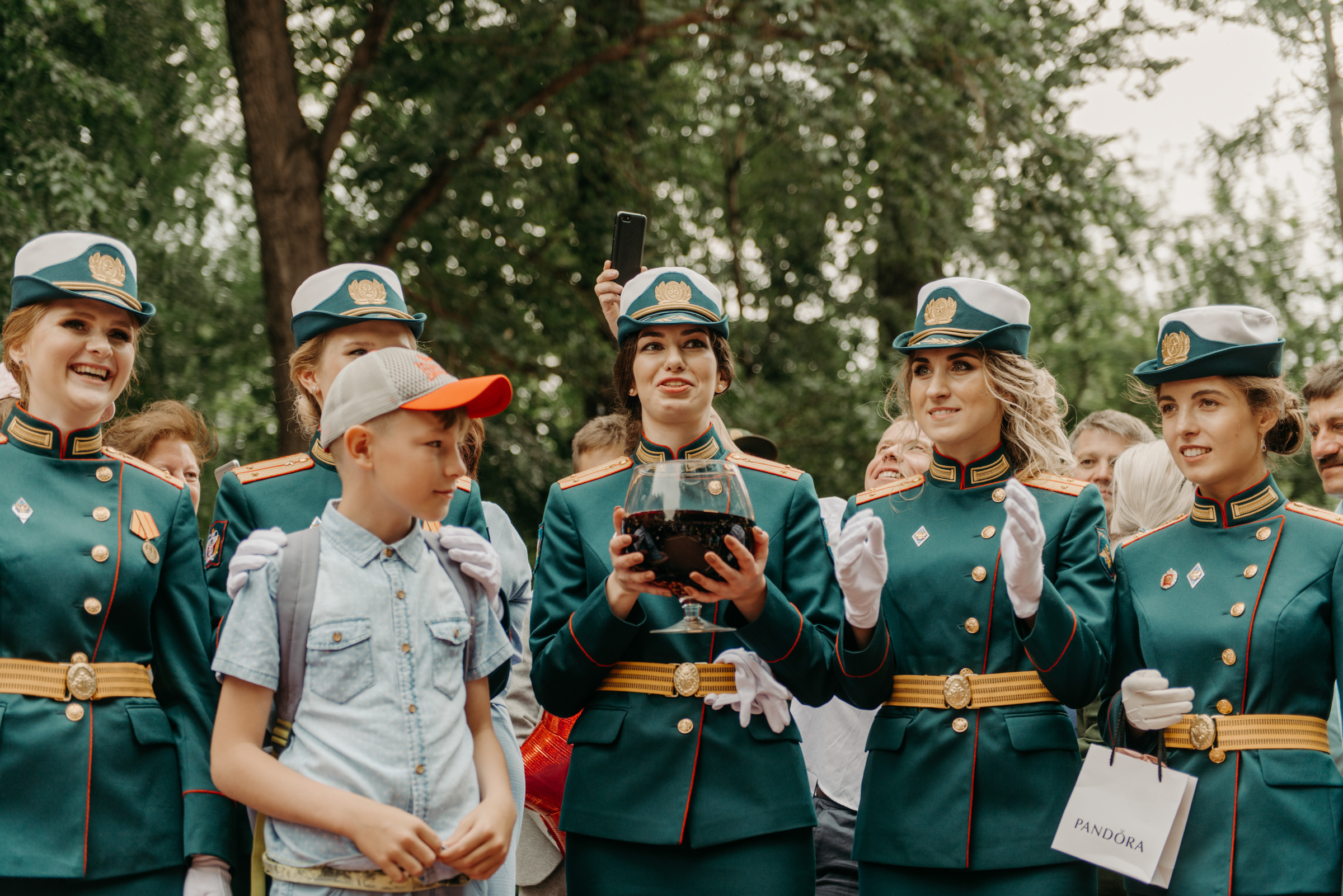 Фотограф на выпускной в Военно Медицинской Академии. Свадебный фотограф в Санкт-Петербурге Венера Ахметова