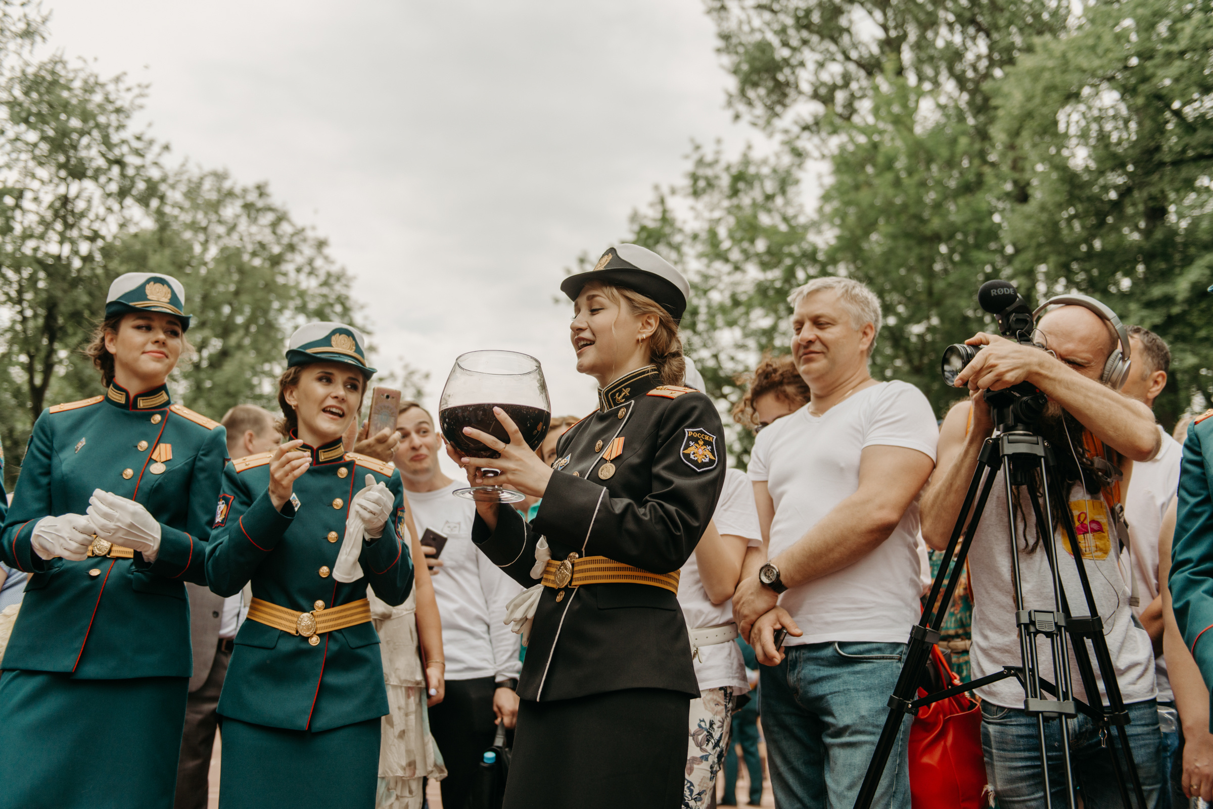 Фотограф на выпускной в Военно Медицинской Академии. Свадебный фотограф в Санкт-Петербурге Венера Ахметова