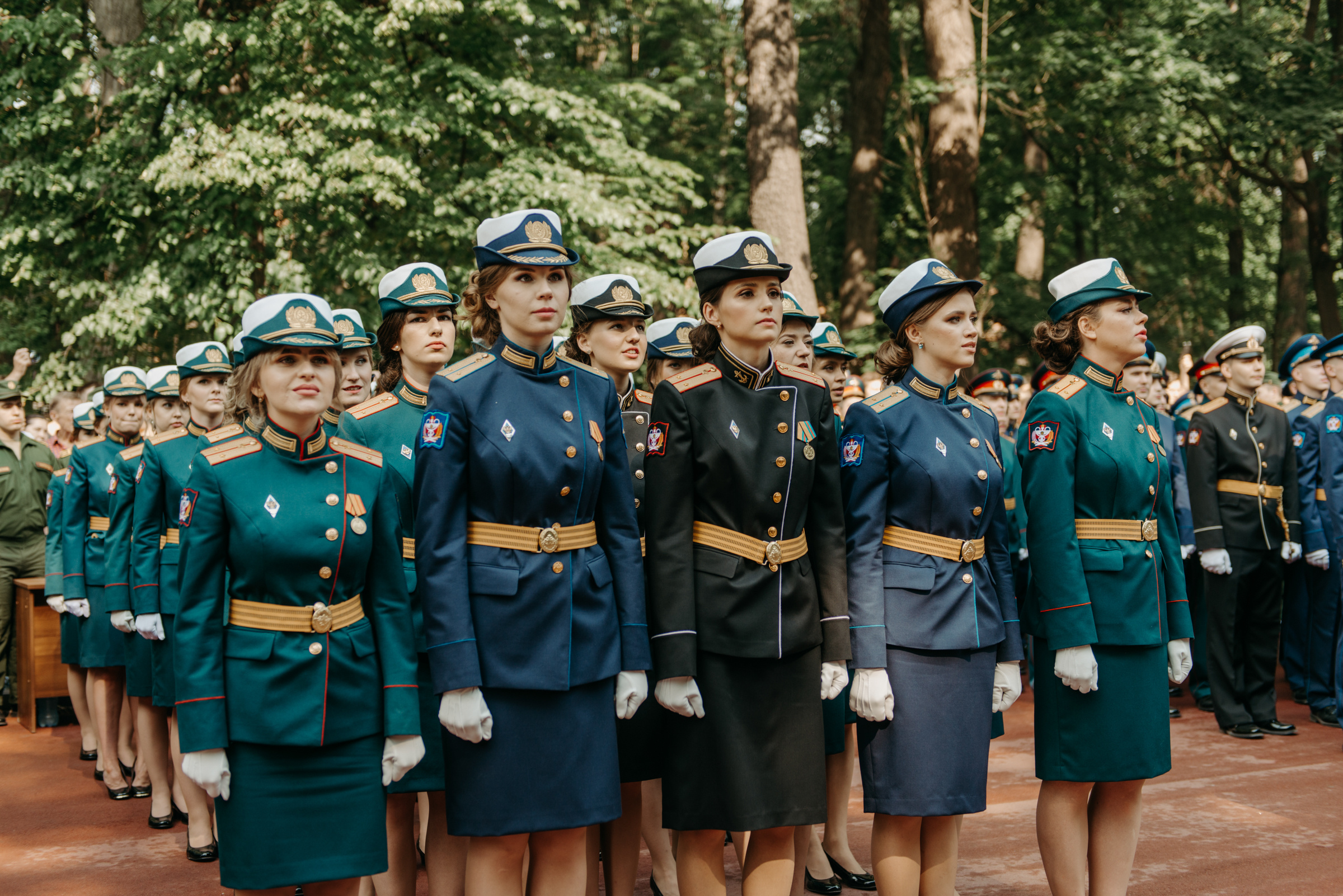Фотограф на выпускной в Военно Медицинской Академии. Свадебный фотограф в Санкт-Петербурге Венера Ахметова
