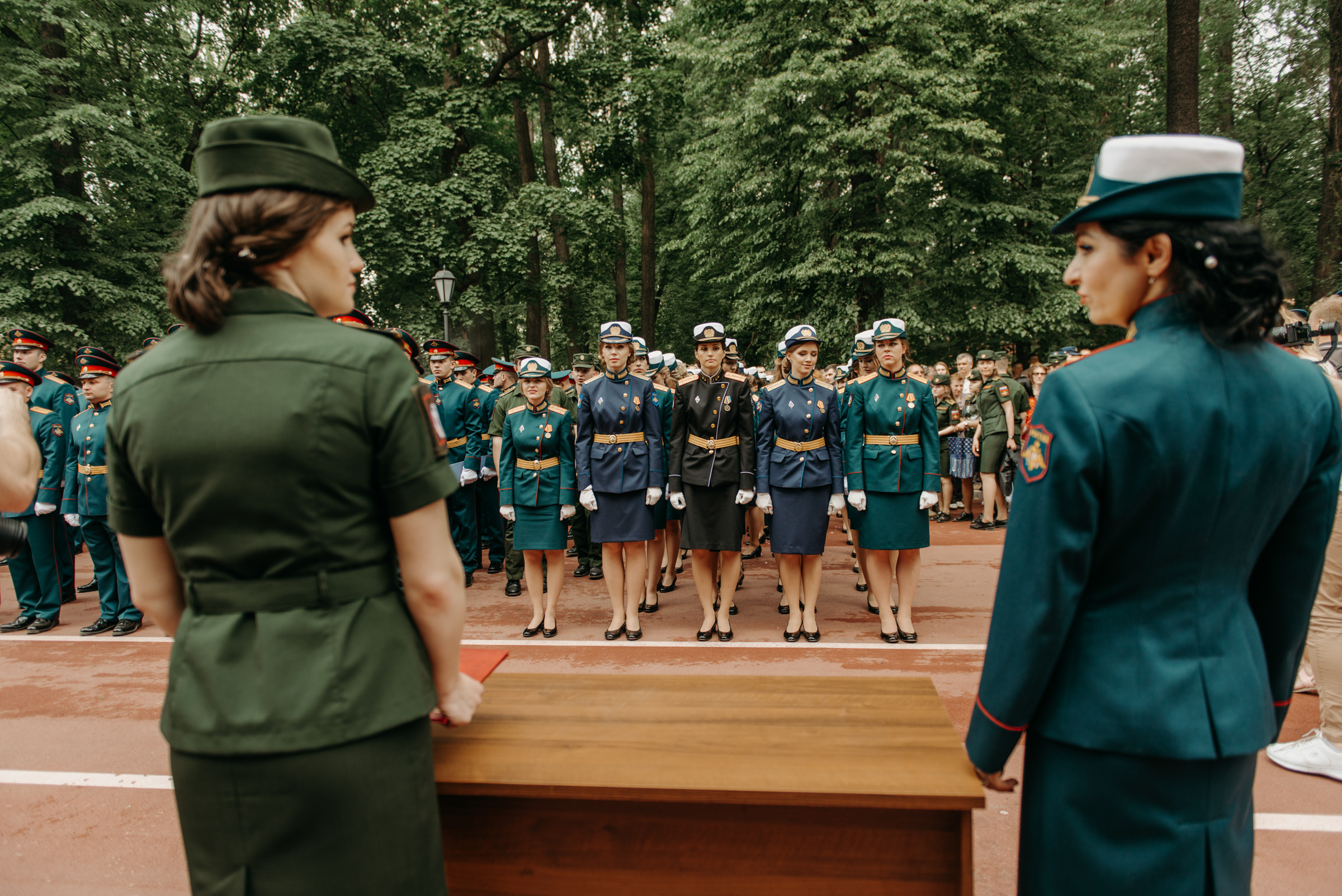 Фотограф на выпускной в Военно Медицинской Академии. Свадебный фотограф в Санкт-Петербурге Венера Ахметова