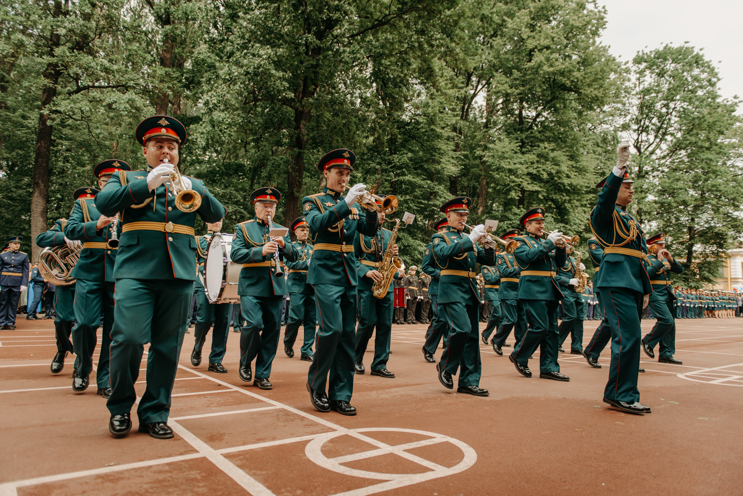 Фотограф на выпускной в Военно Медицинской Академии. Свадебный фотограф в Санкт-Петербурге Венера Ахметова