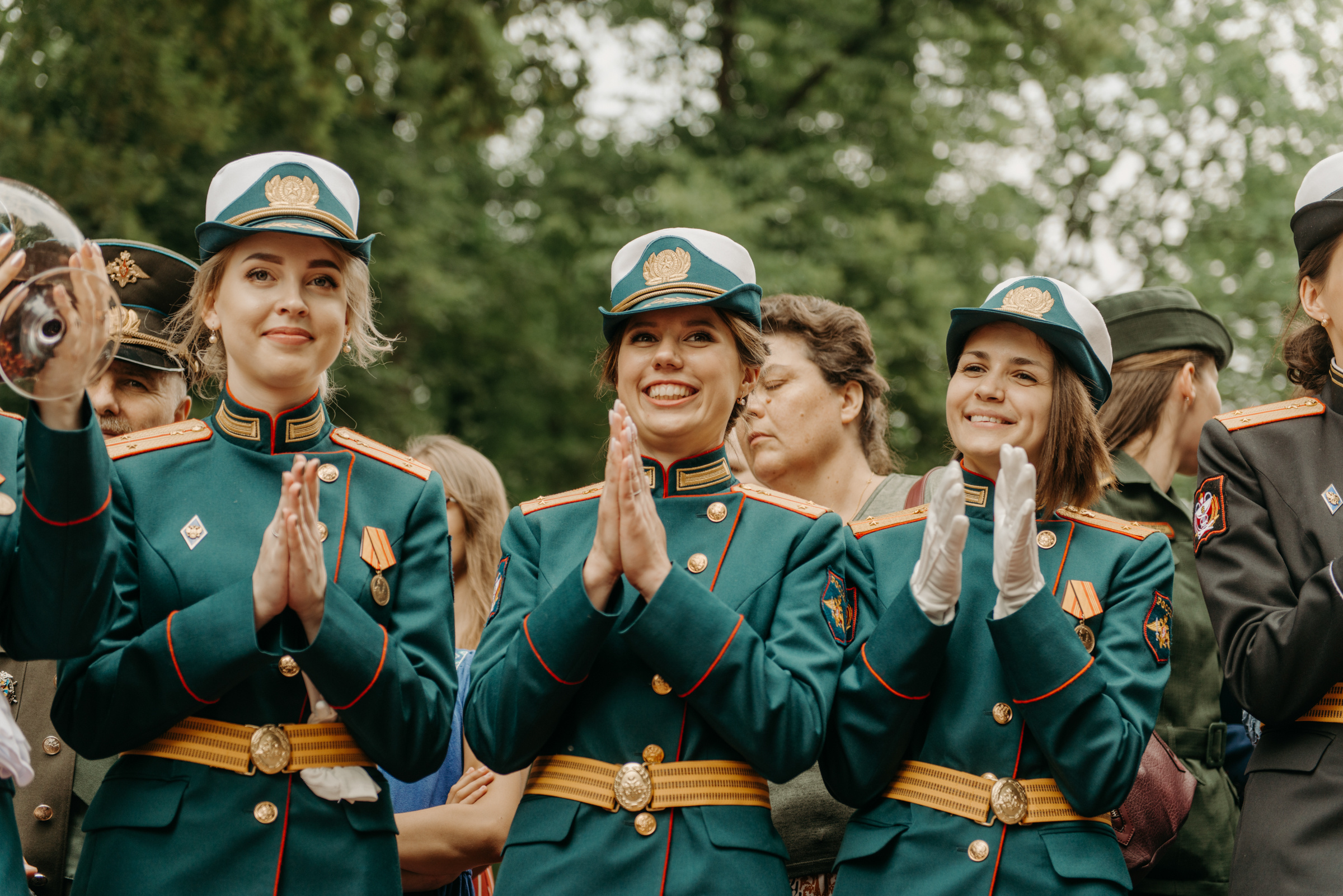 Фотограф на выпускной в Военно Медицинской Академии. Свадебный фотограф в Санкт-Петербурге Венера Ахметова