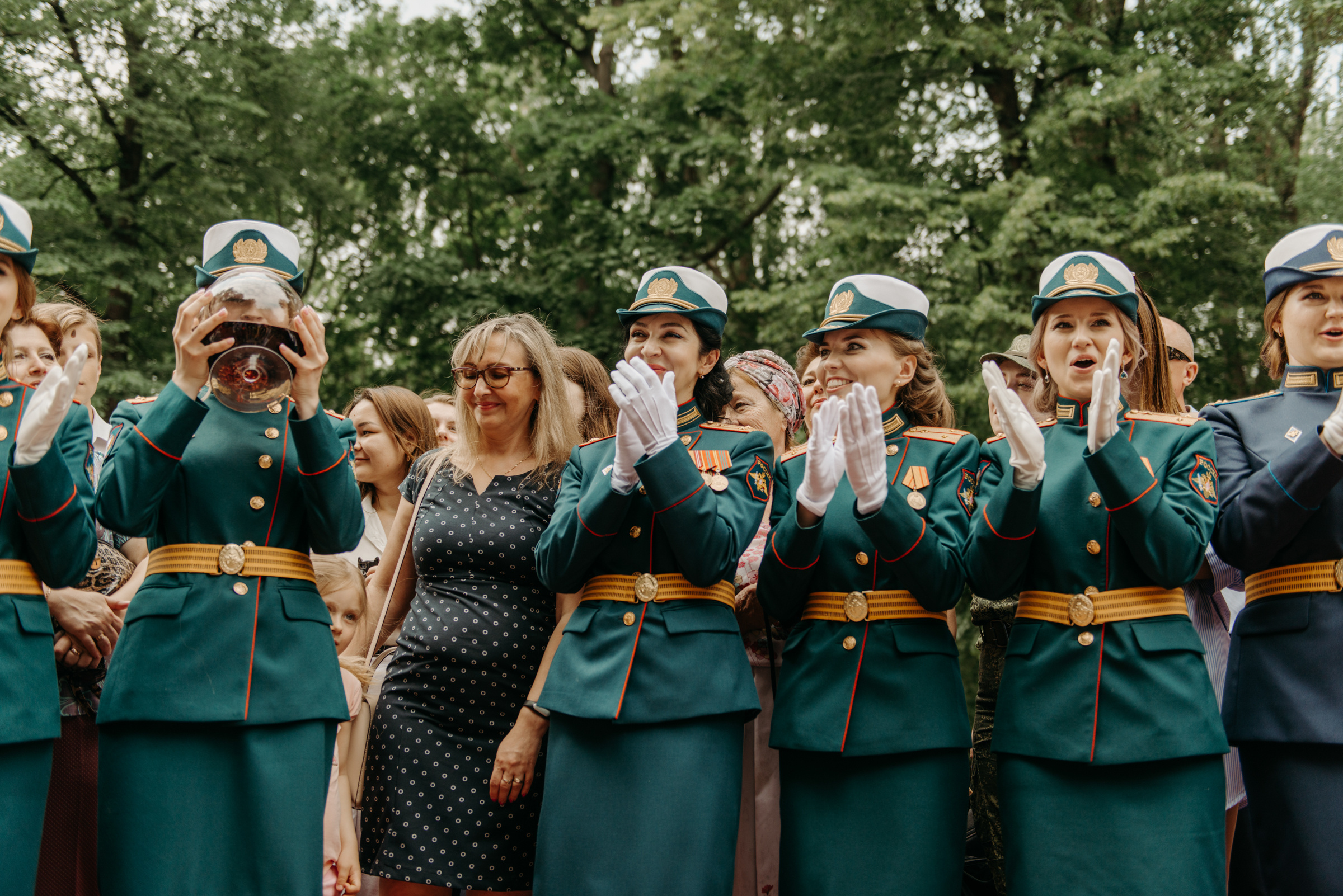 Фотограф на выпускной в Военно Медицинской Академии. Свадебный фотограф в Санкт-Петербурге Венера Ахметова
