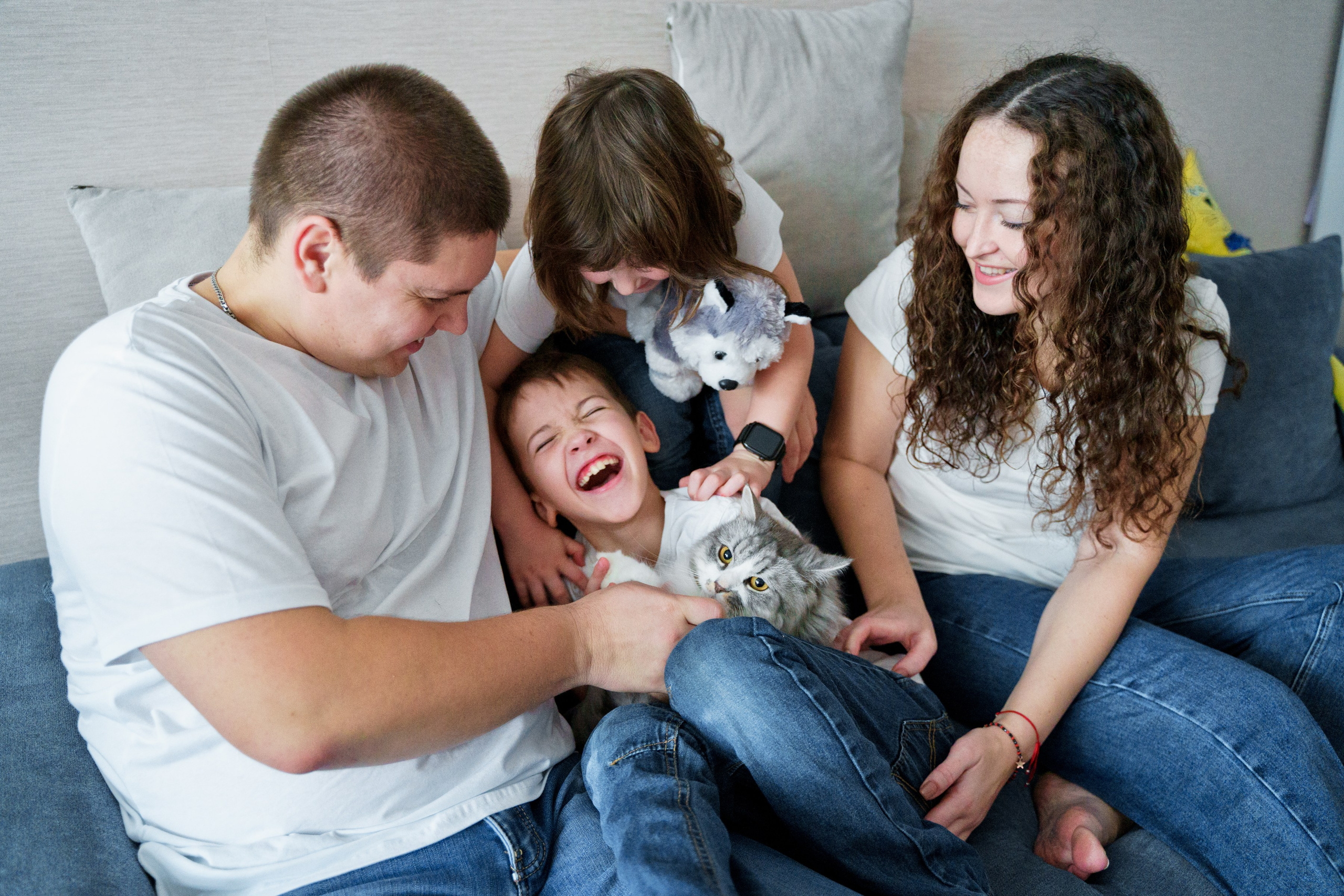 Вова, Вероника + 2. Главная