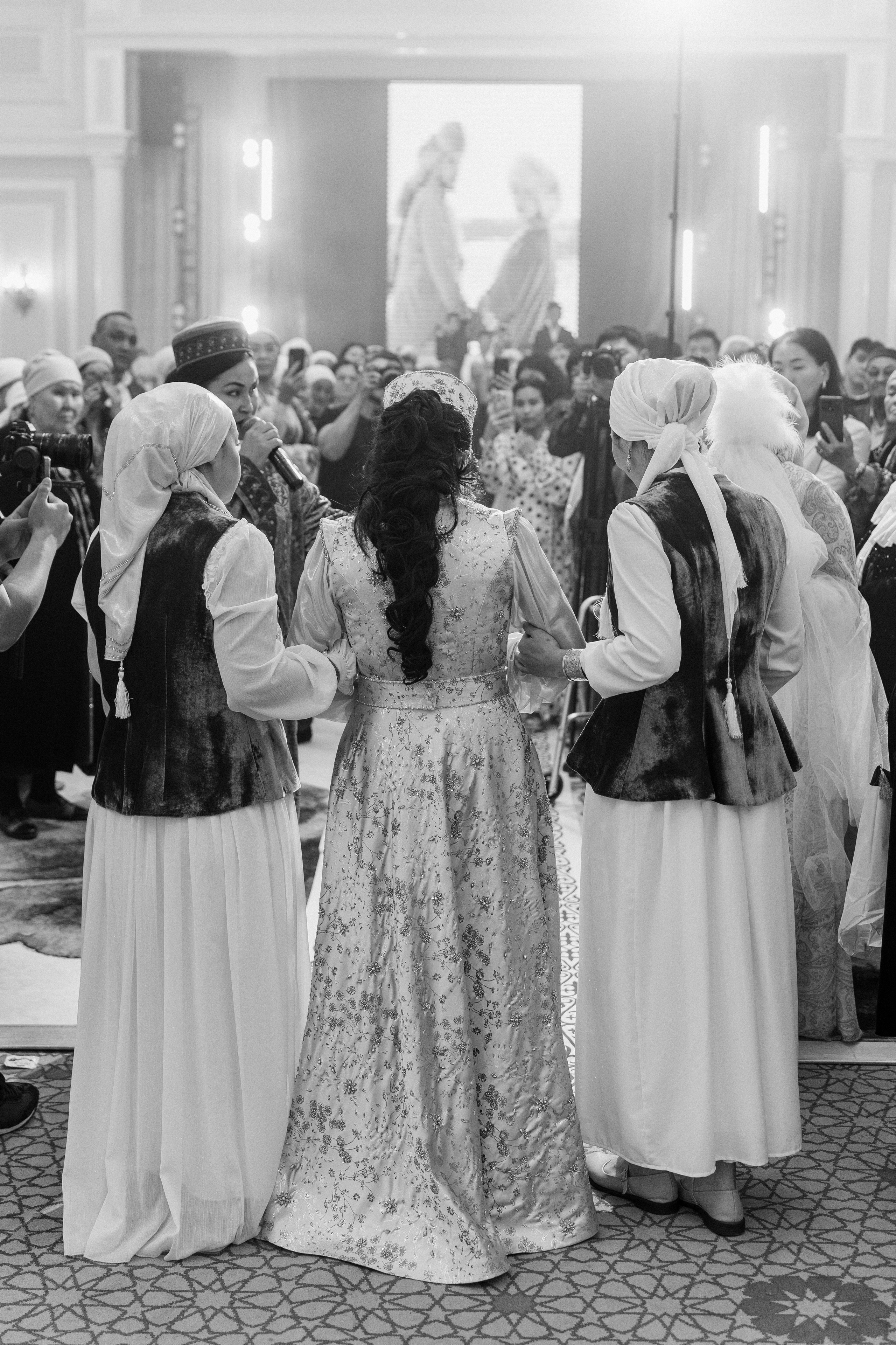 Madina — Qyz uzatu. Wedding and Love story Photographer