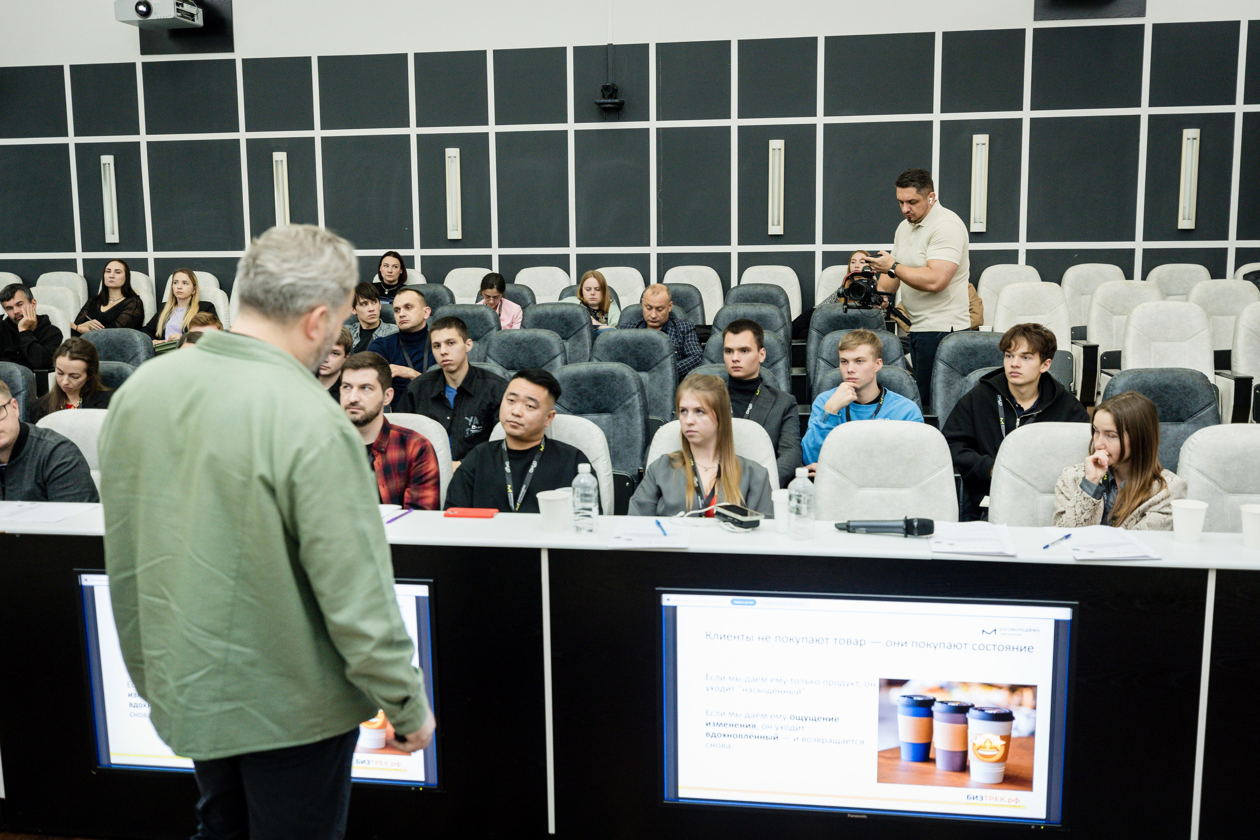 Социальное. Детский фотограф видеограф в Хабаровске Михаил Орлов