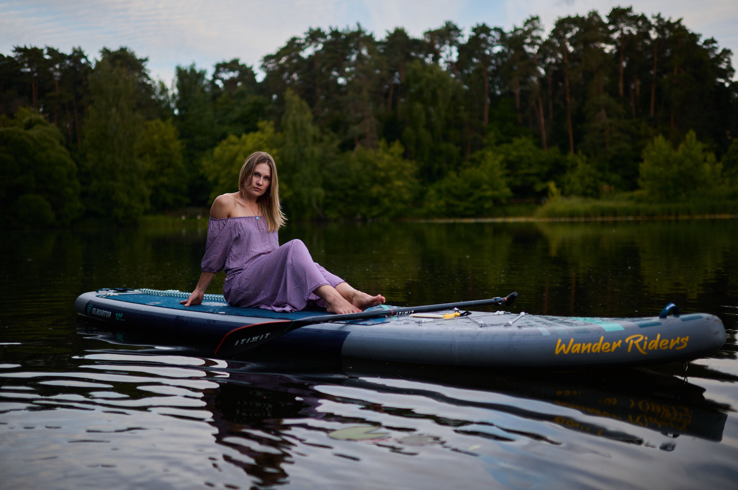 Катя. Фотосъемки на сапах, Москва. Сплавы на сапах
