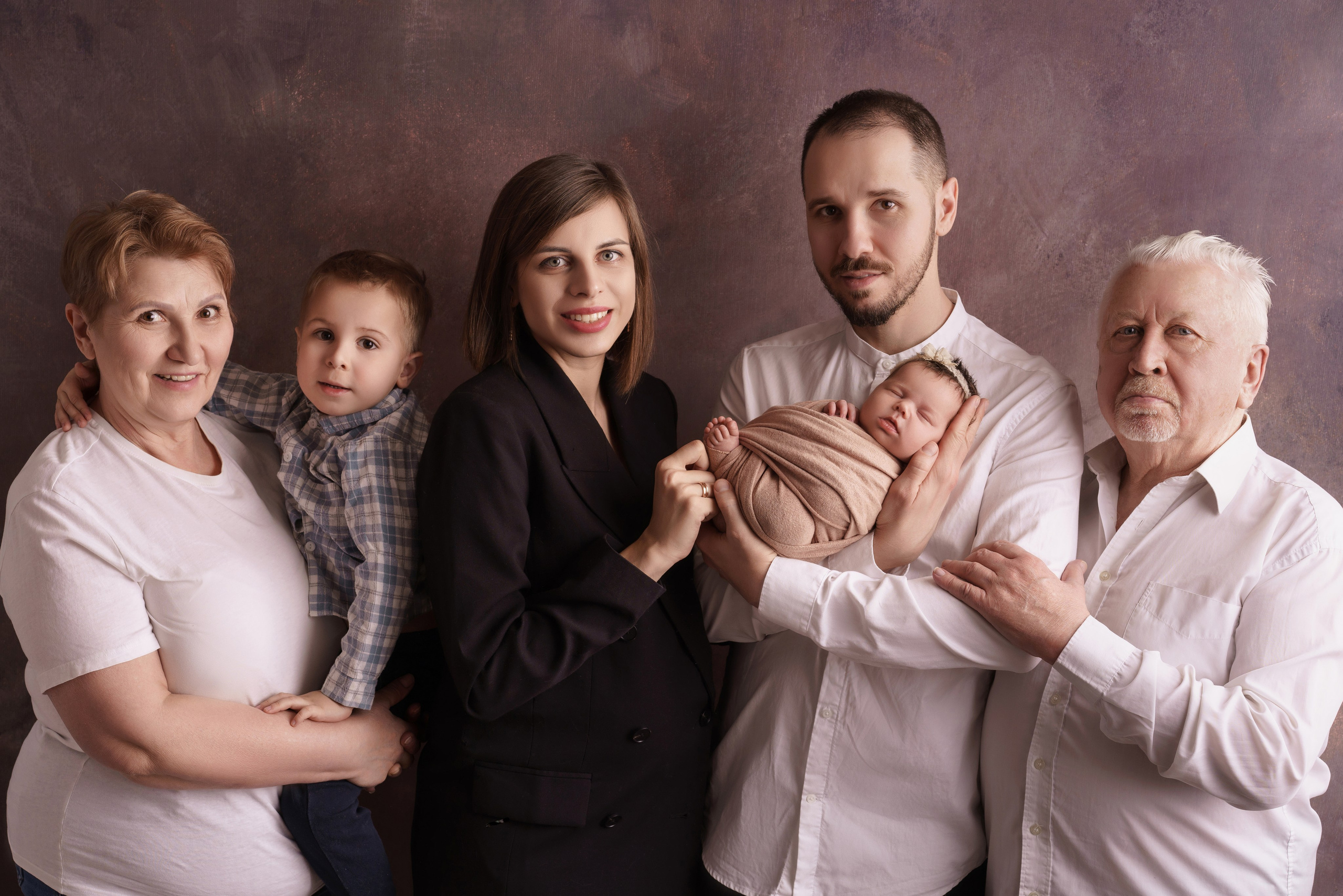 Семейные фотосессии с новорожденными | Трогательные кадры малышей и их близких в Москве и МО. Фотосессия новорожденных в Москве и Московской области | Профессиональный фотограф newborn — Татьяна Иванова