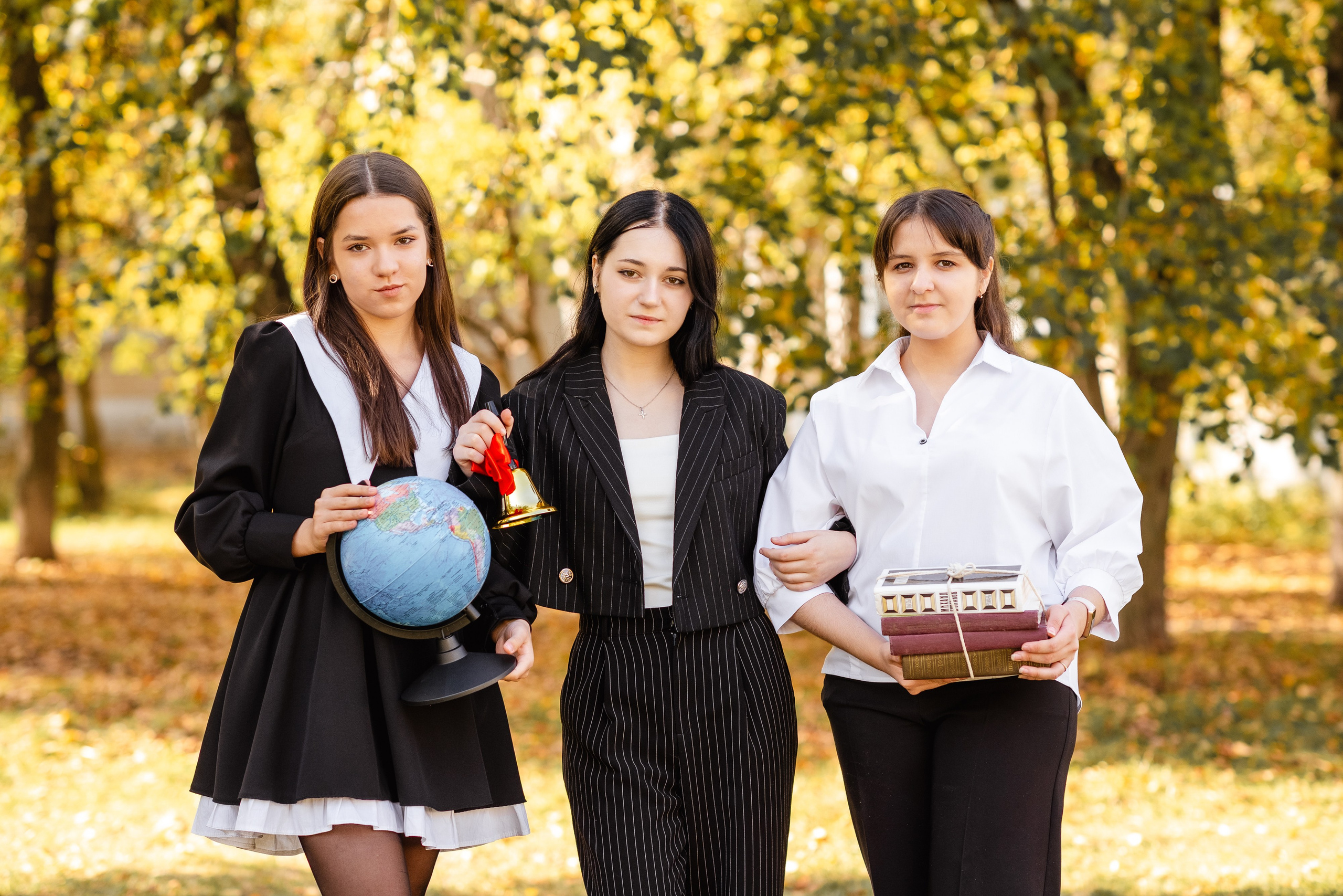 Выпускные альбомы старшеклассников. Дом детской фотографии Арсюткиной Наталии™