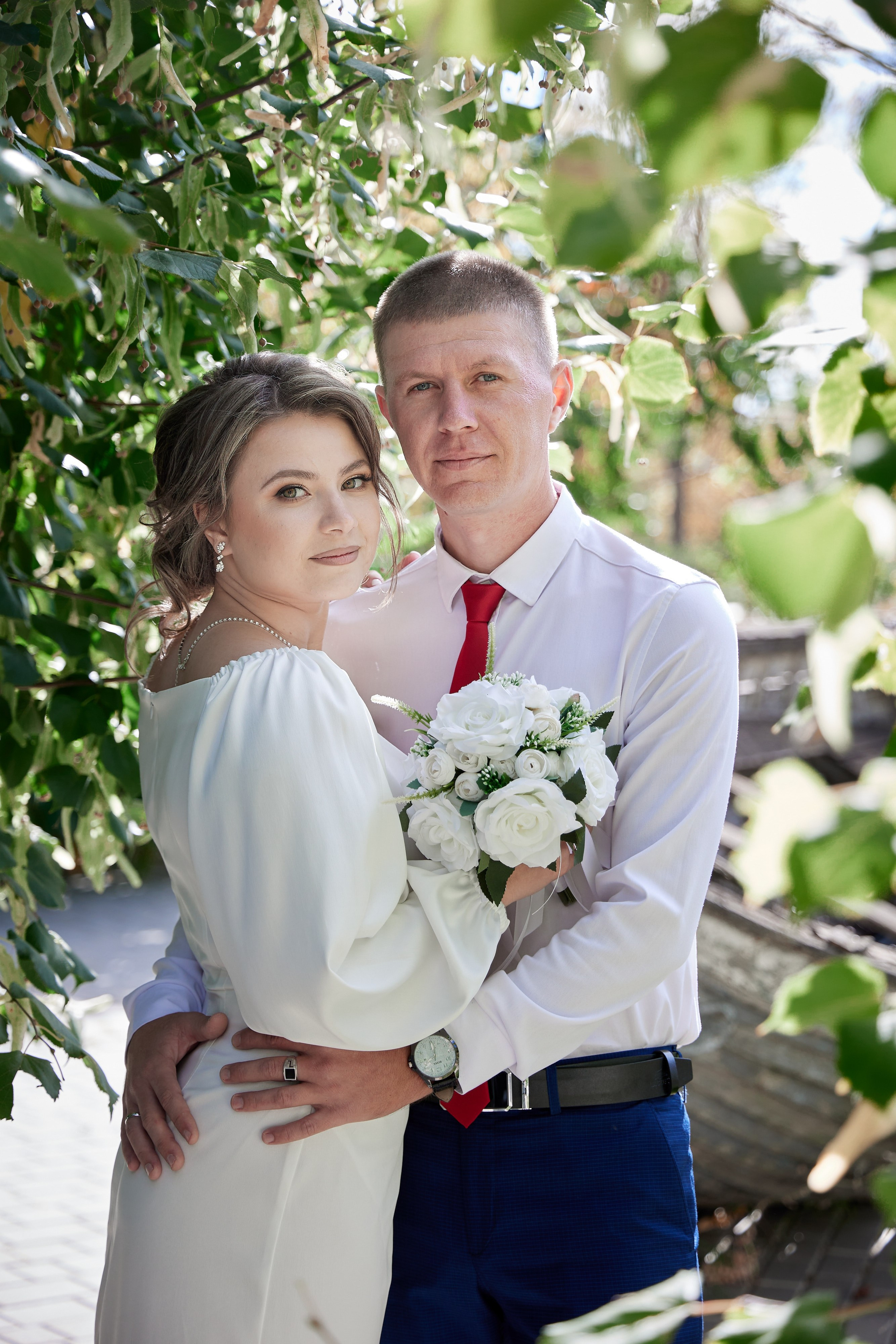 Фотосъемка в ЗАГСе, прогулка молодых, банкет