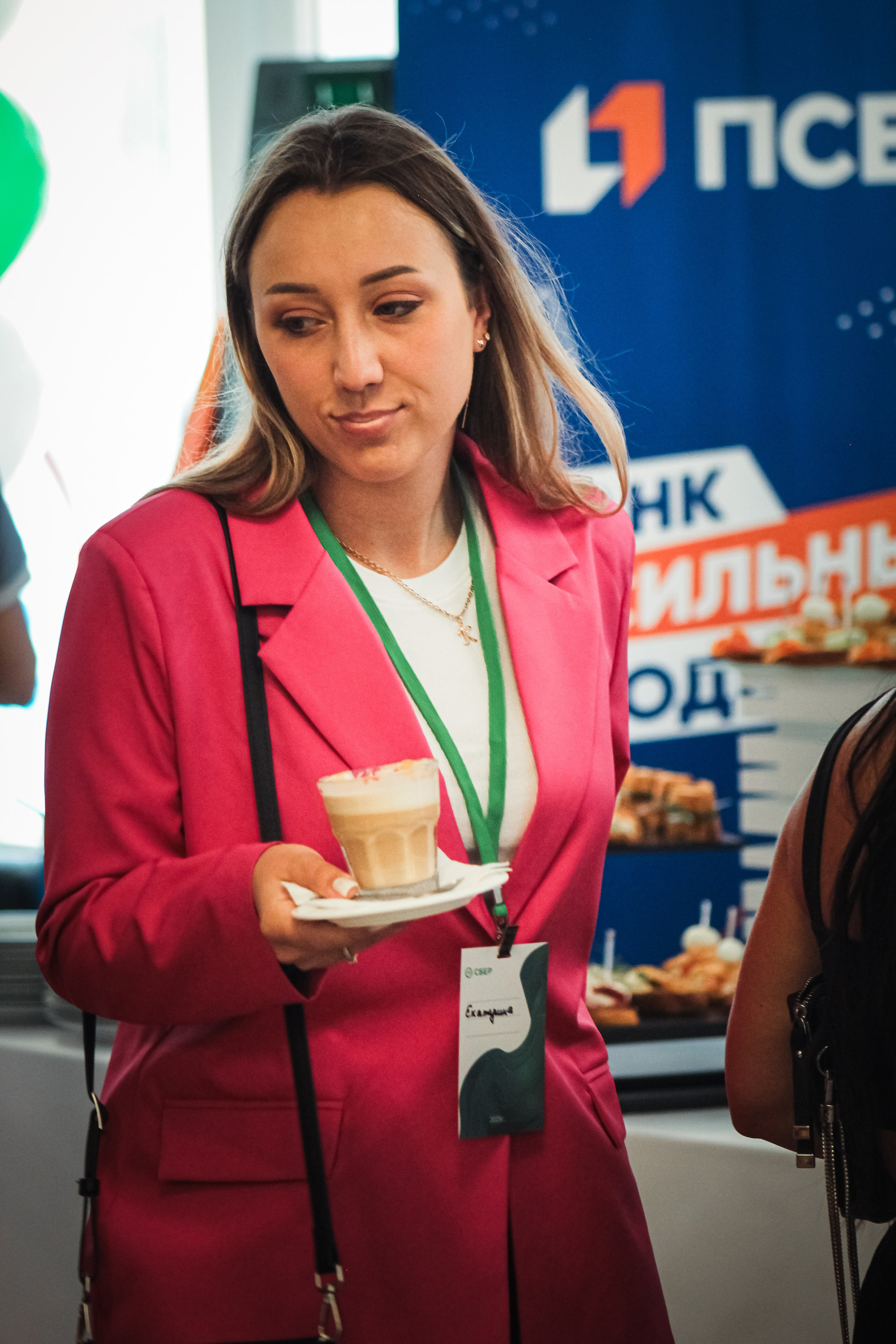 Сбер. Бизнес-завтрак. Илья Чемис — Фотограф в Мариуполе