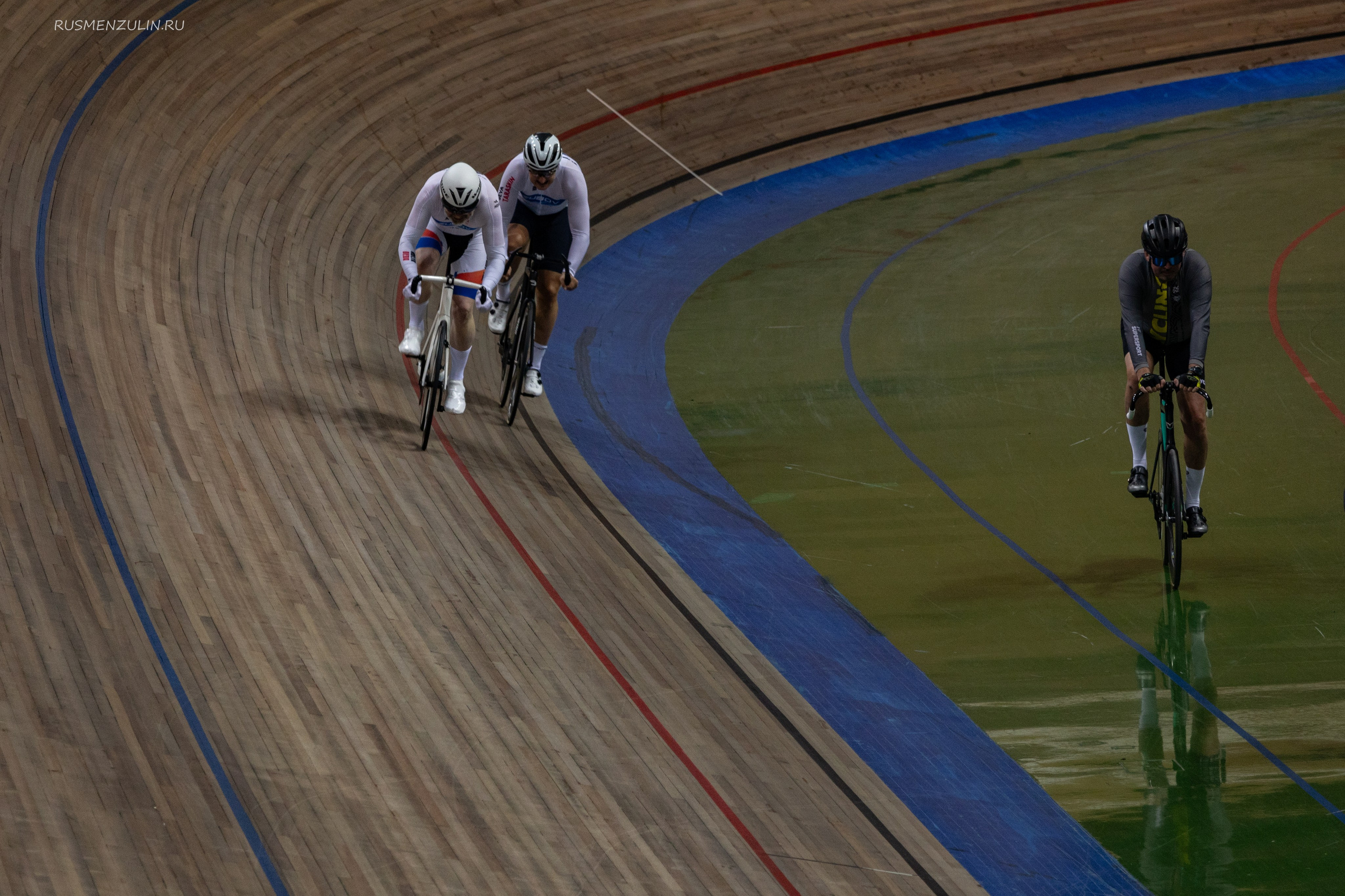 Cyclingrace крылатское декабрь 2025. Лучшие моменты и живые эмоции в моем объективе! Обращайтесь