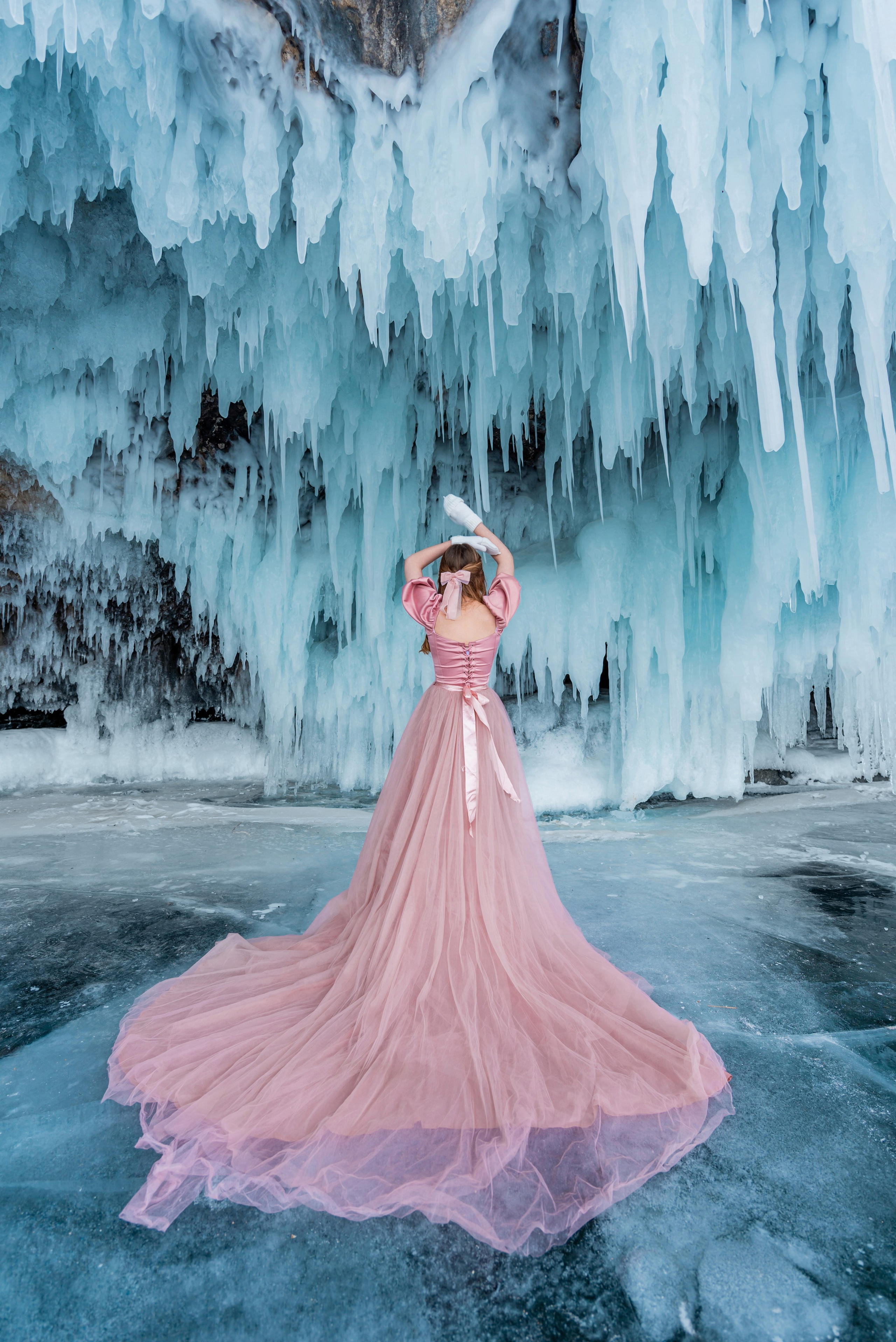 креативные фото на льду байкала