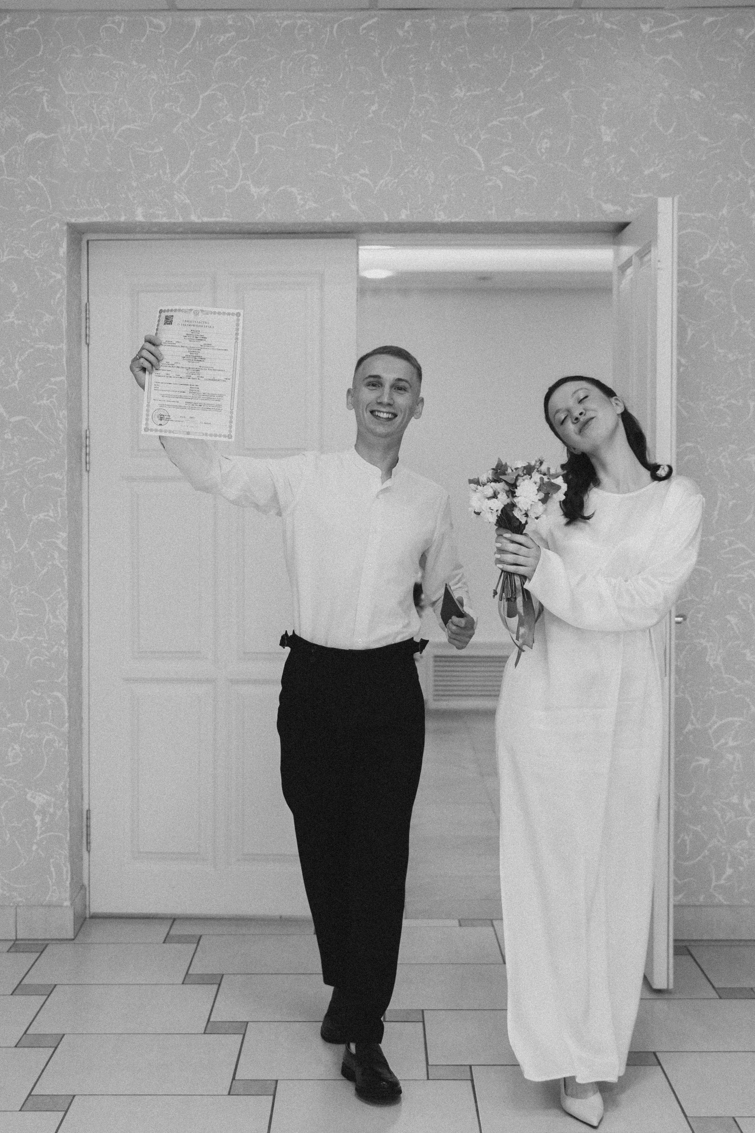 Никита и Аня в городе. Семейный, портретный фотограф Новосибирск. Оля Адова