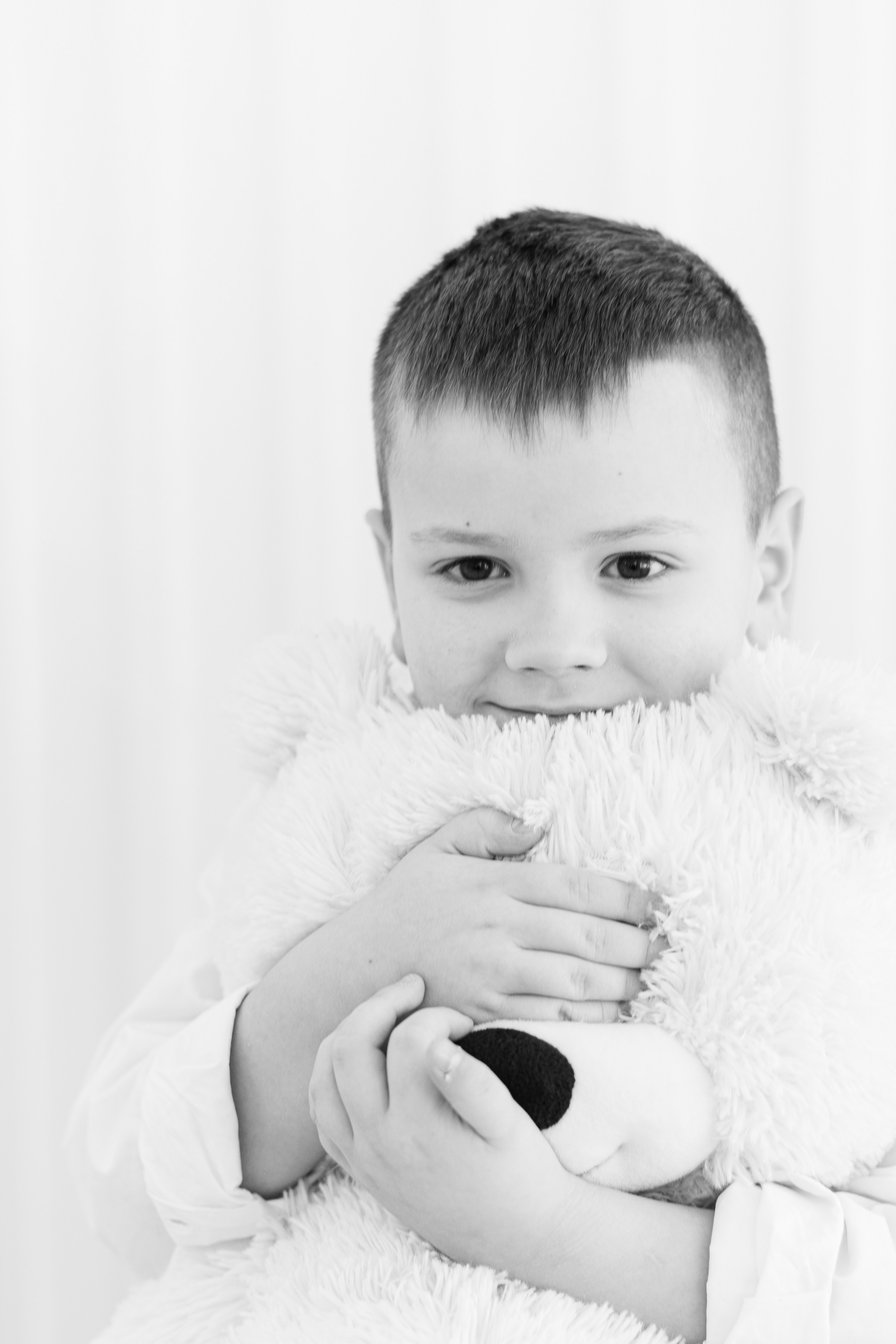 Оксана с семьей. Студийная съемка. Екатерина Бикбаева фотограф, видеограф, медиа-продюсер