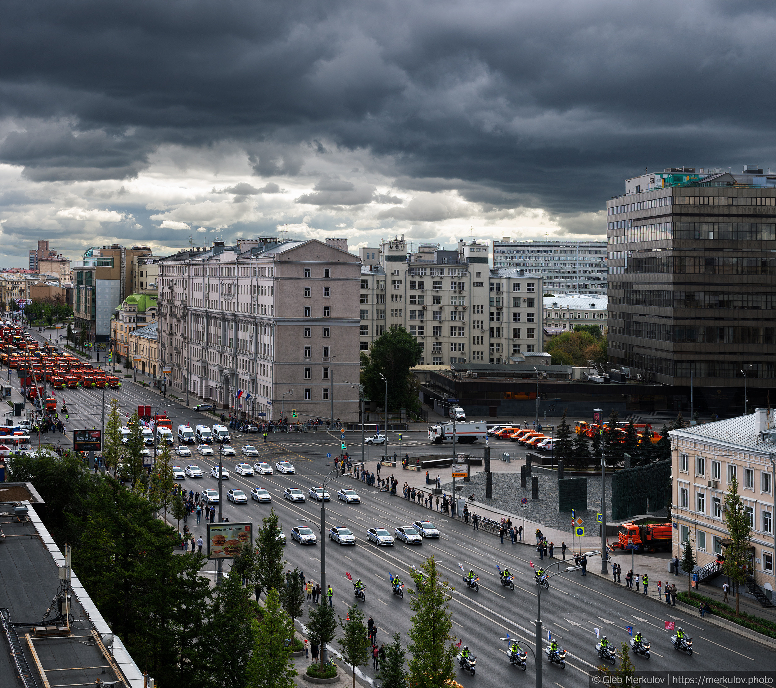 Репортажная съемка парада городской техники 2019 года
