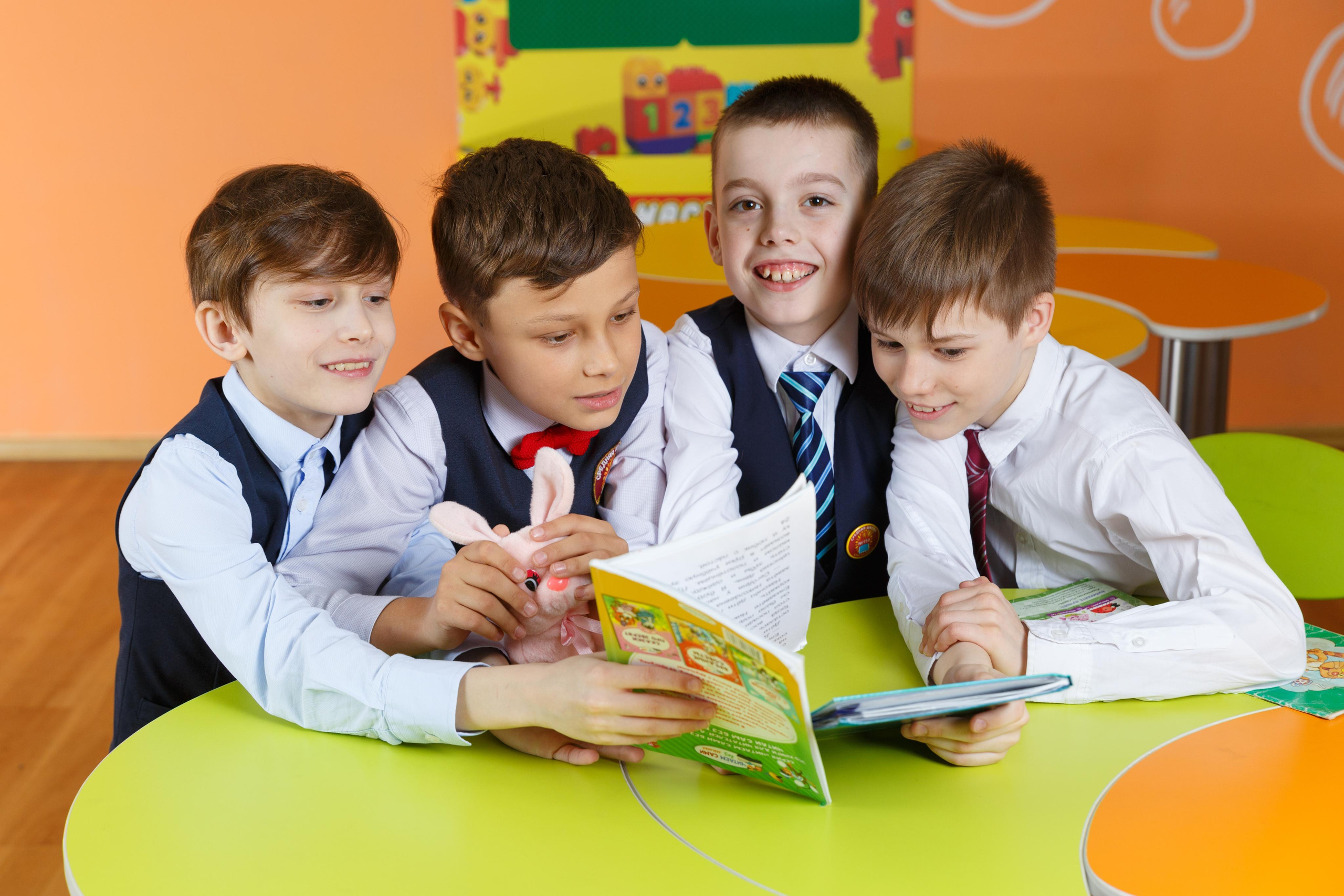 1 и 4 классы. Выпускные альбомы Красноярск