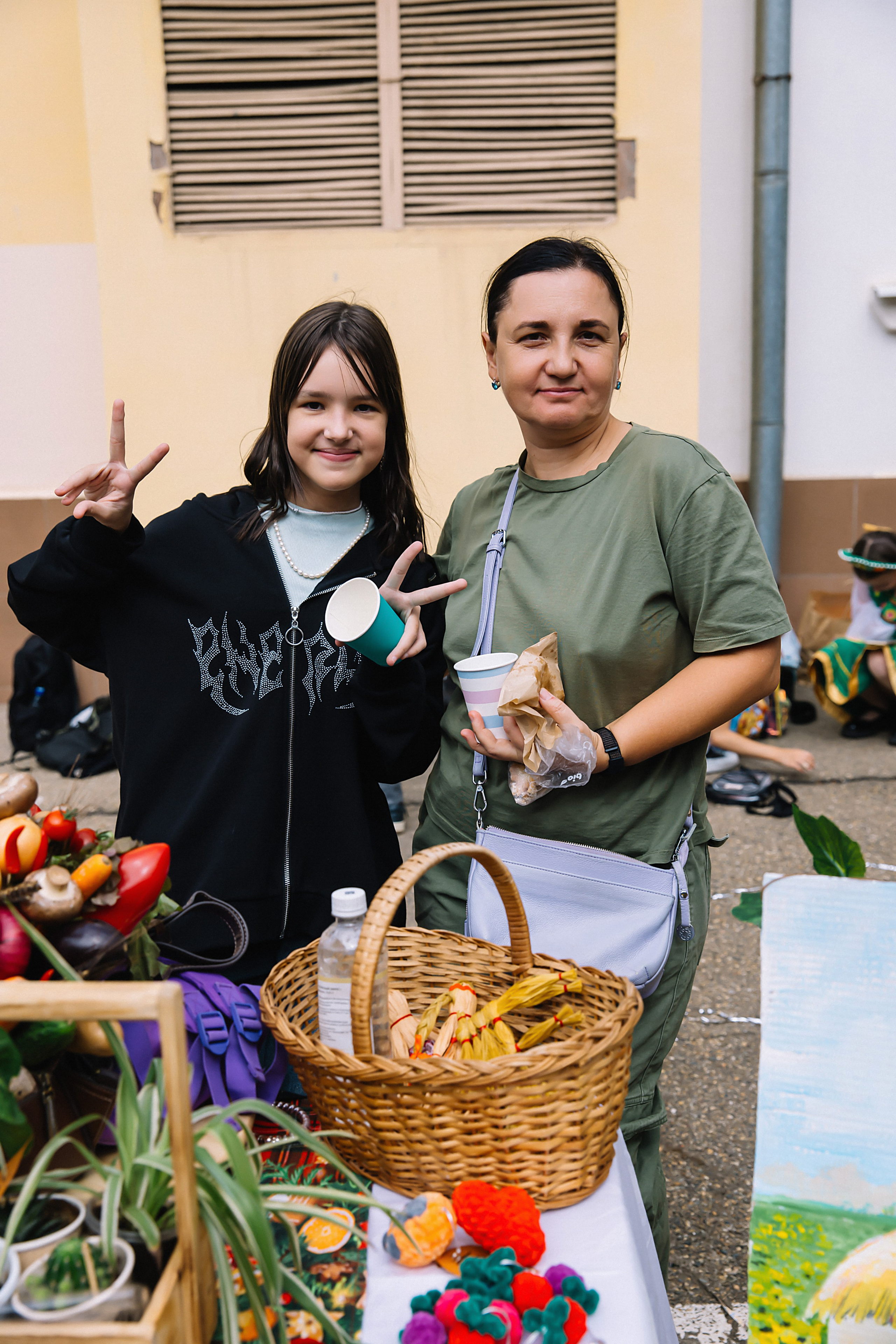 Школьная ярмарка Лицей№ 4. Фотограф и Видеограф в Краснодаре Юлия Солодченко