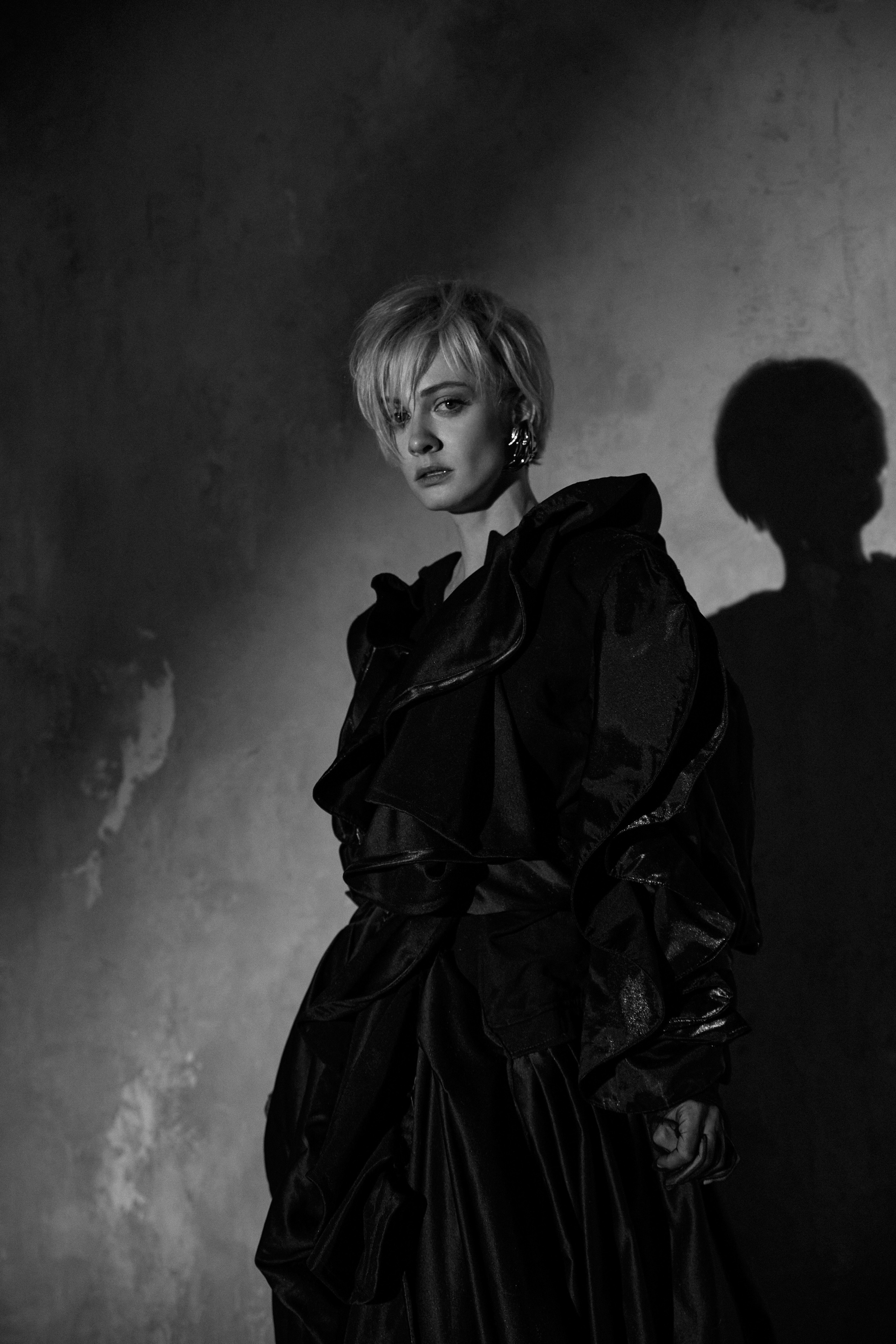 ПОЛИНА МАКСИМОВА «Свет и тень». Оксана Кузь|фотограф и продюсер